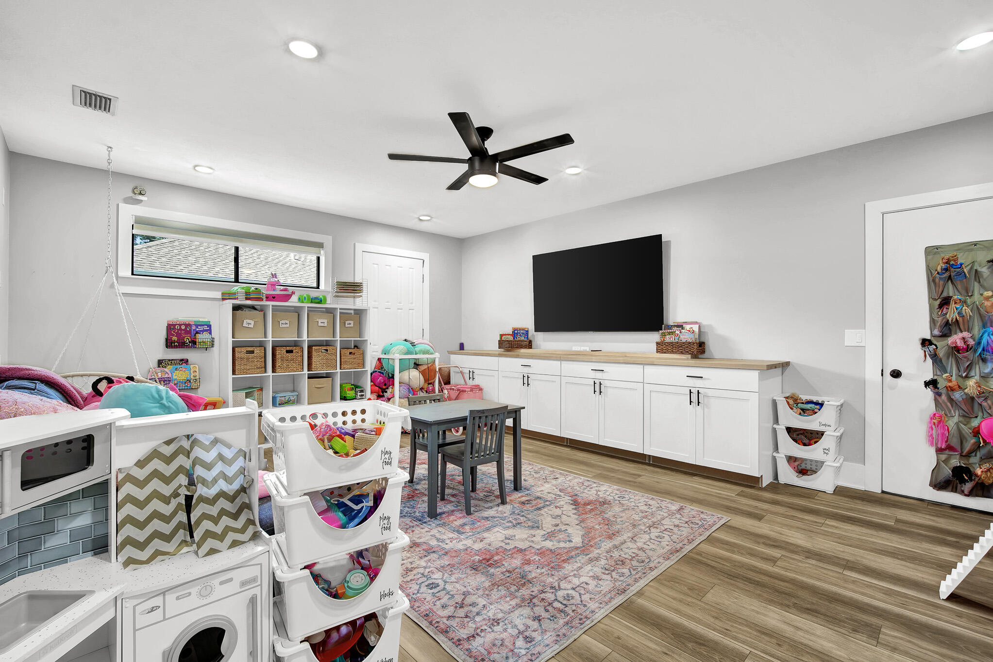 2445 Pretty Bayou Boulevard