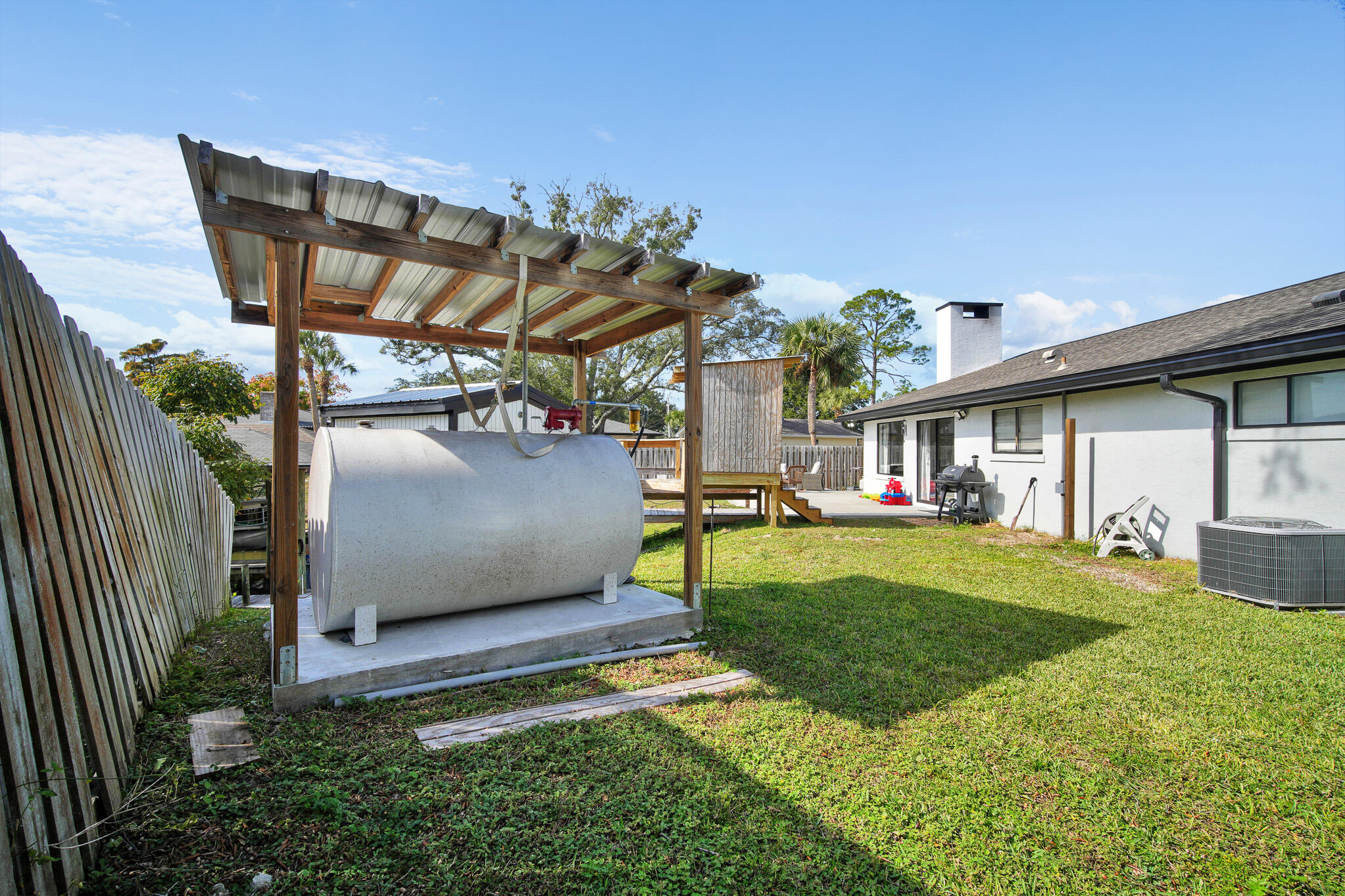 2445 Pretty Bayou Boulevard