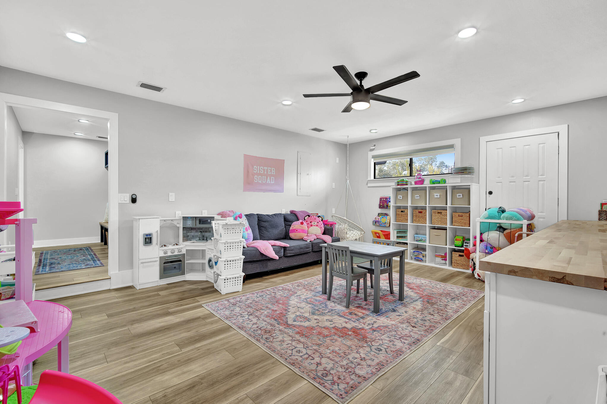 2445 Pretty Bayou Boulevard