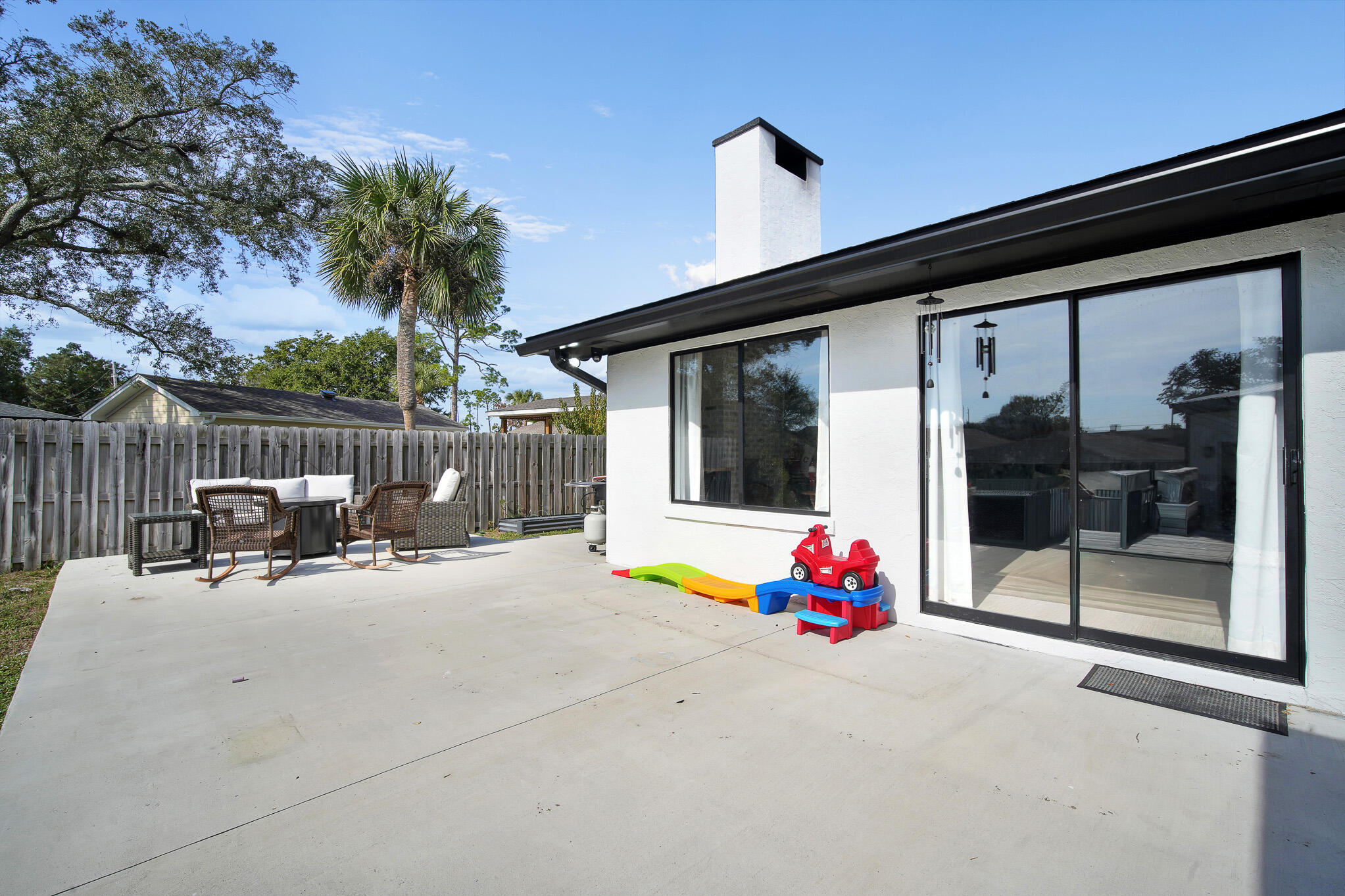 2445 Pretty Bayou Boulevard