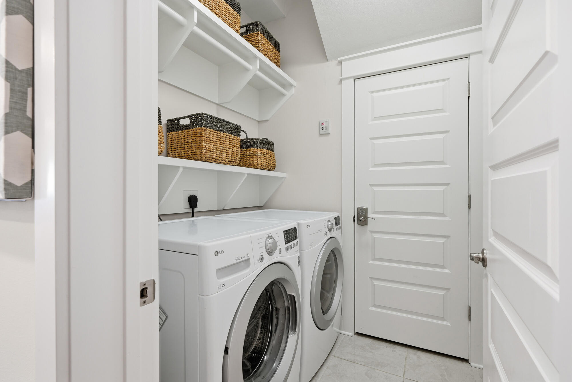 23 E York Lane UNIT A