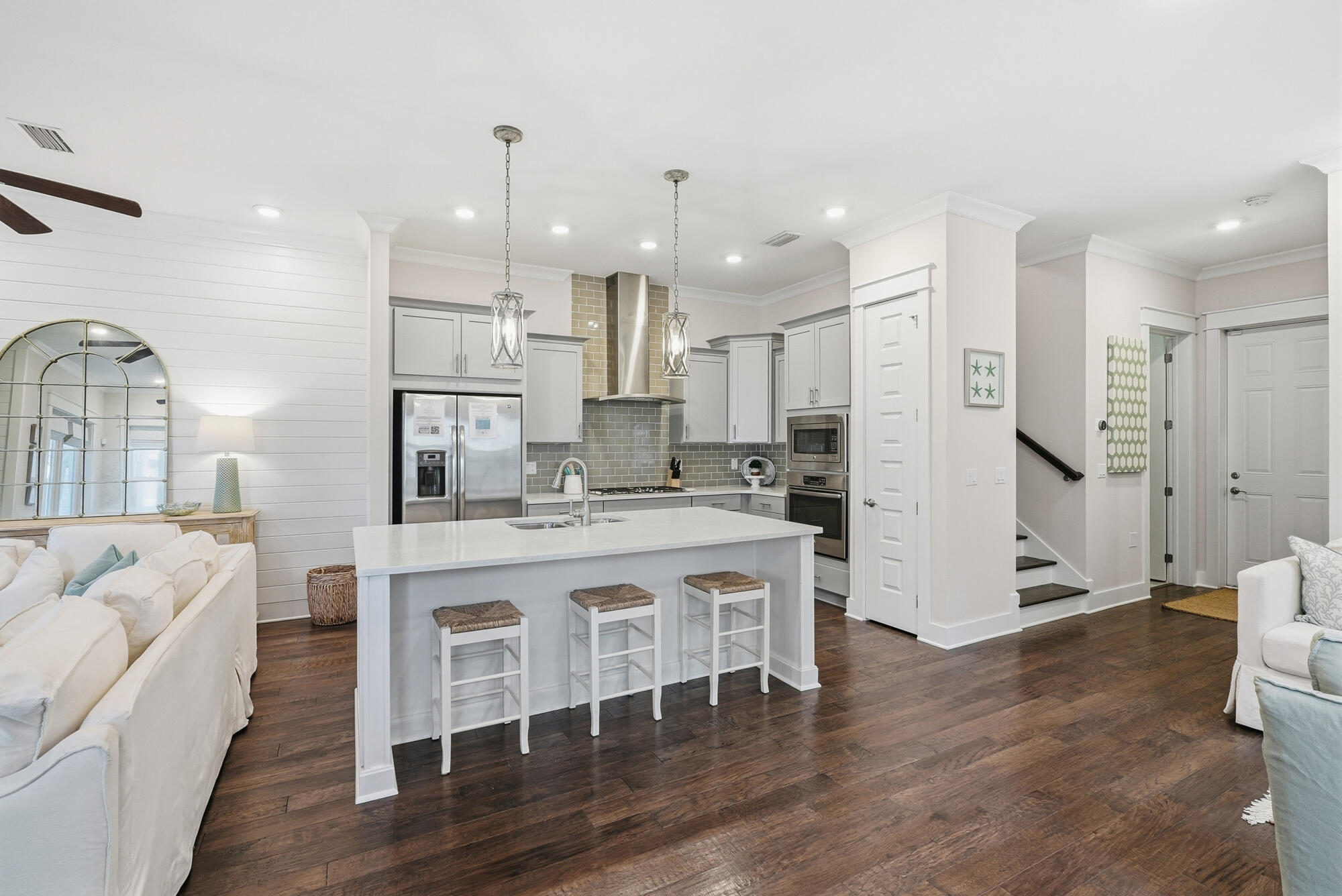 23 E York Lane UNIT A