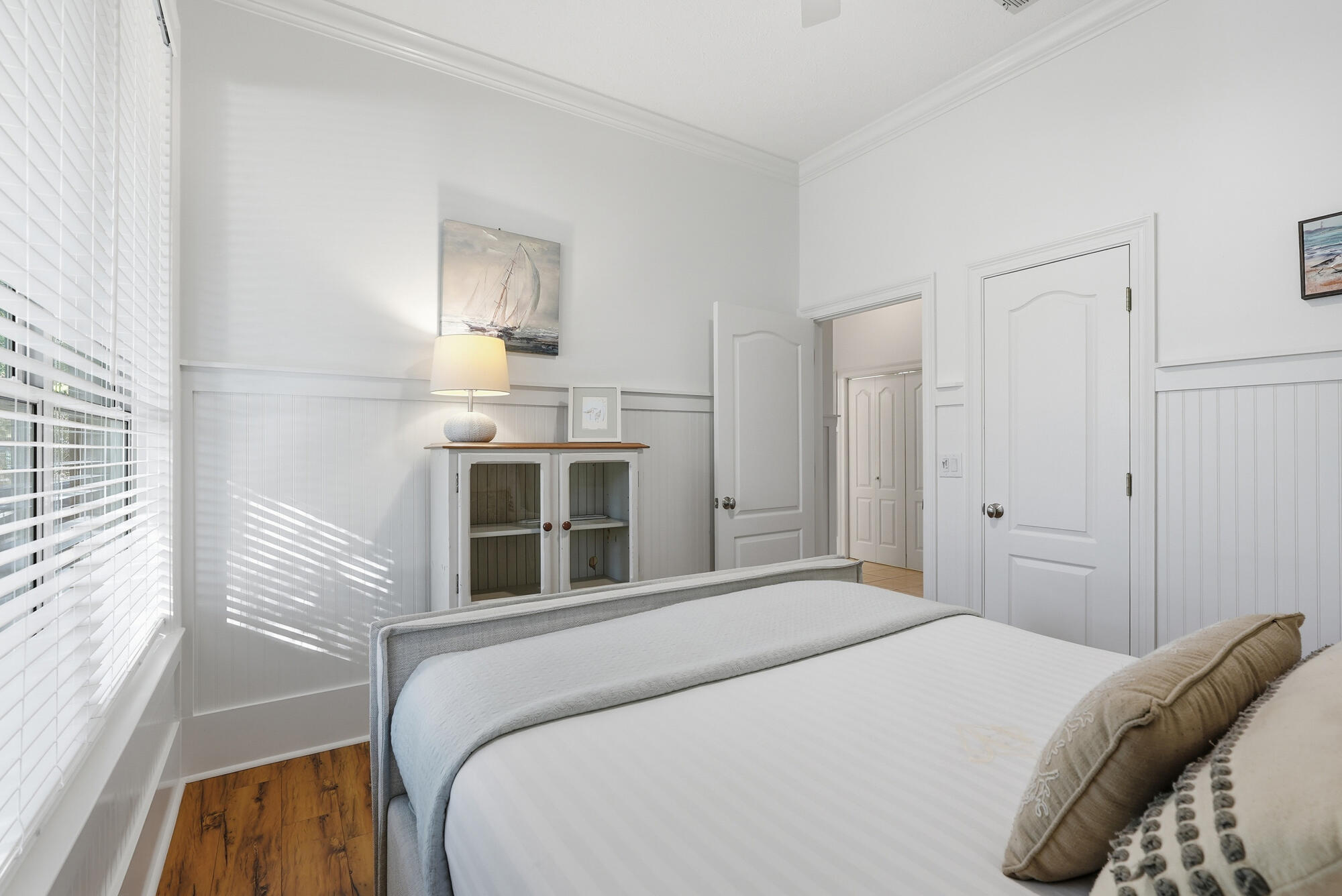 128 Seabreeze Boulevard