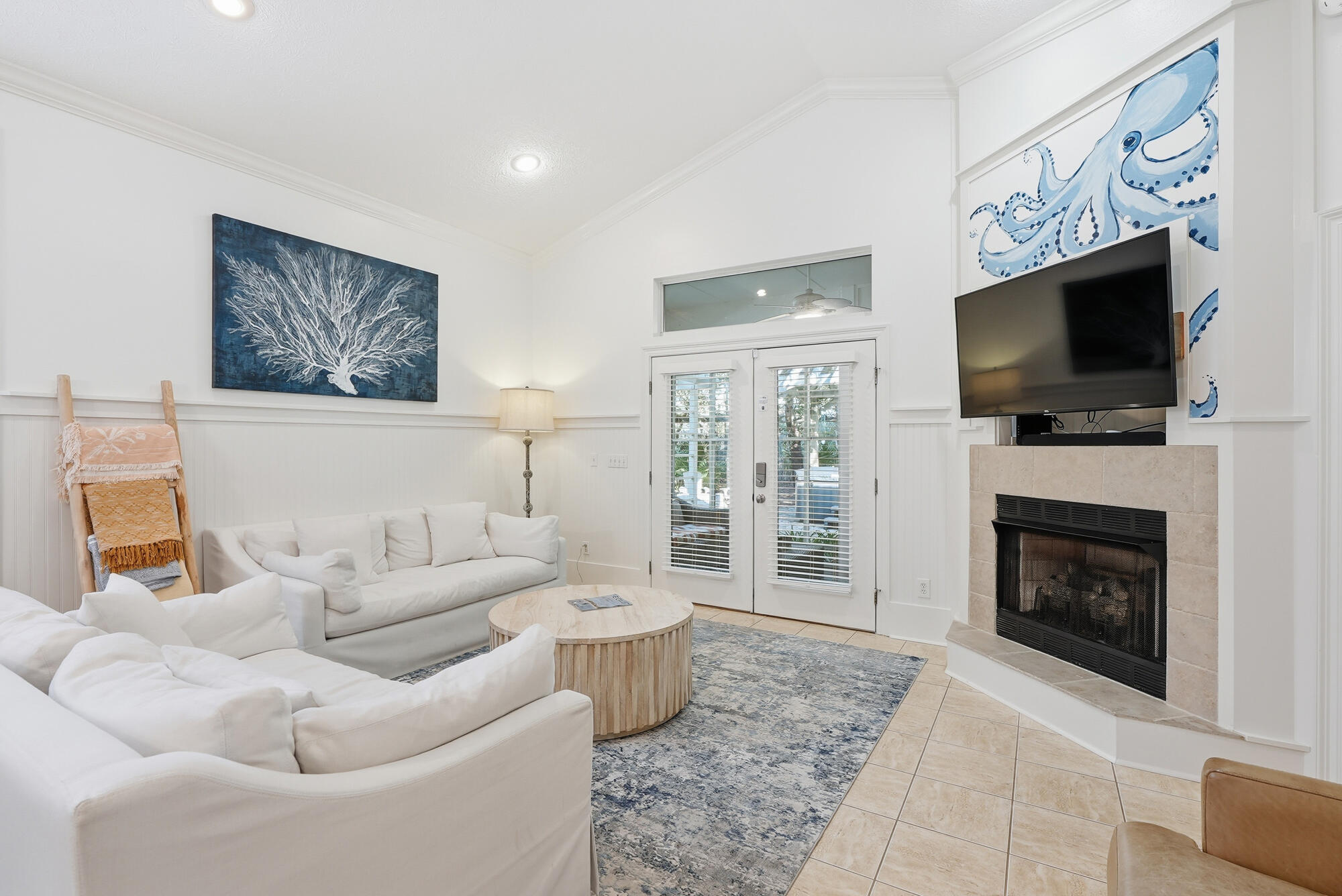 128 Seabreeze Boulevard