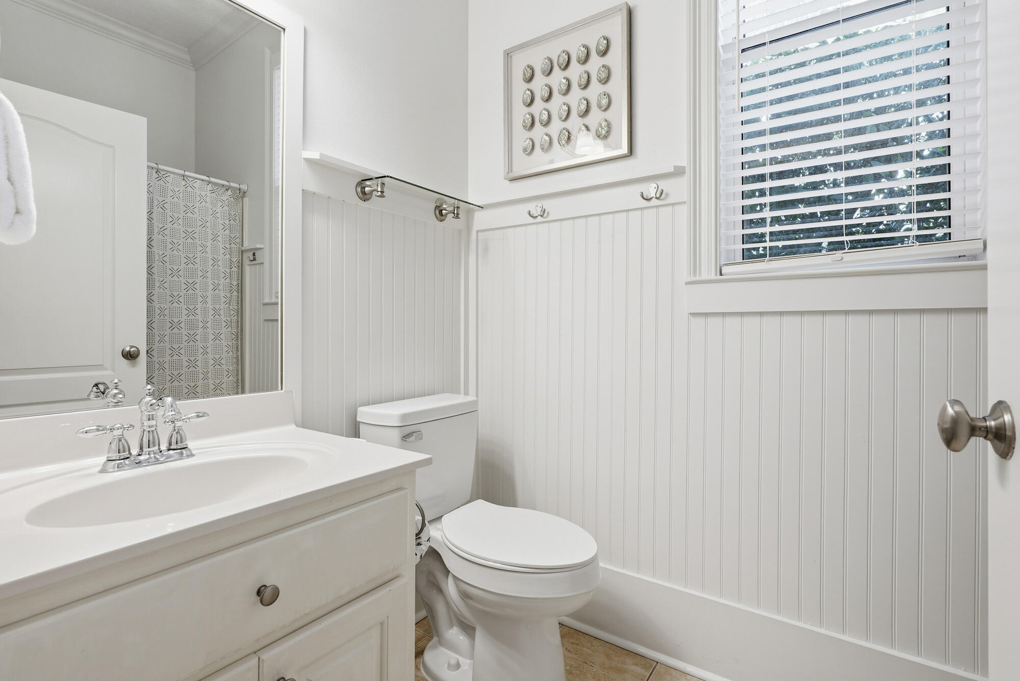 128 Seabreeze Boulevard