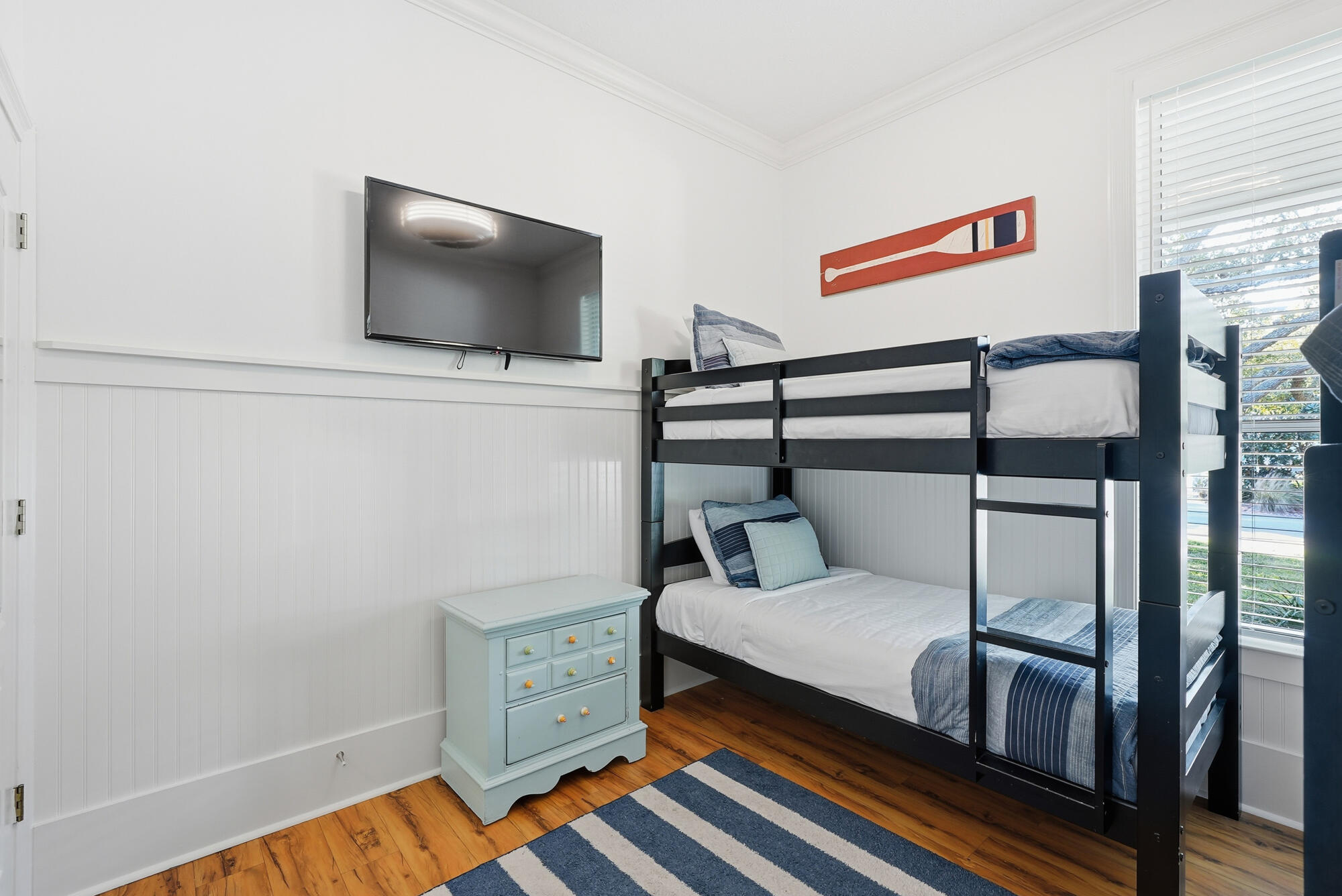 128 Seabreeze Boulevard