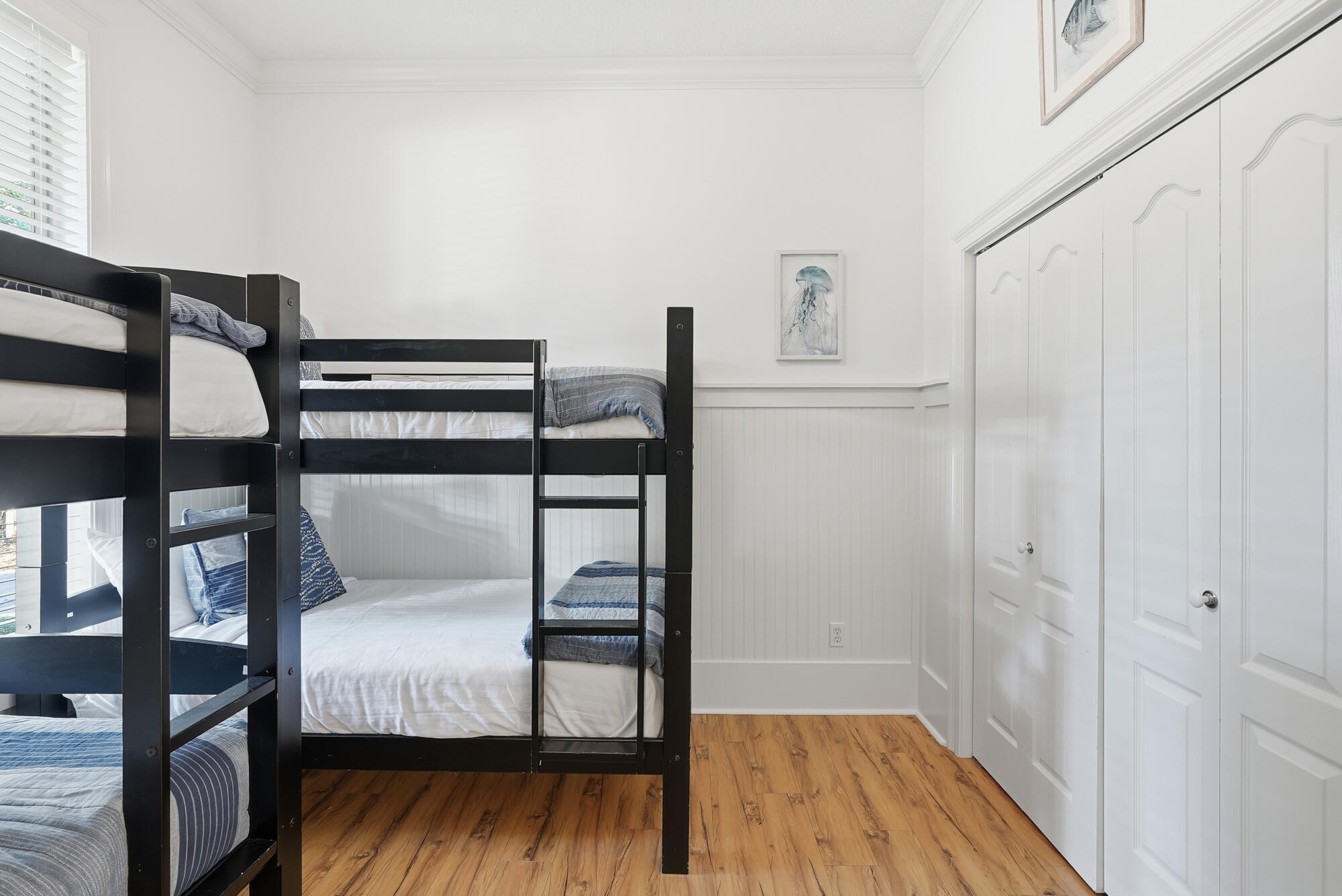 128 Seabreeze Boulevard