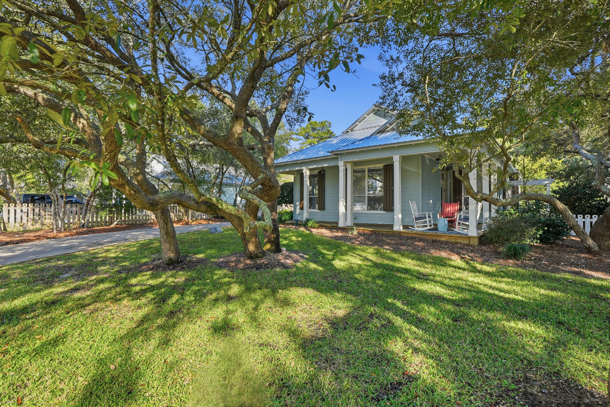 128 Seabreeze Boulevard