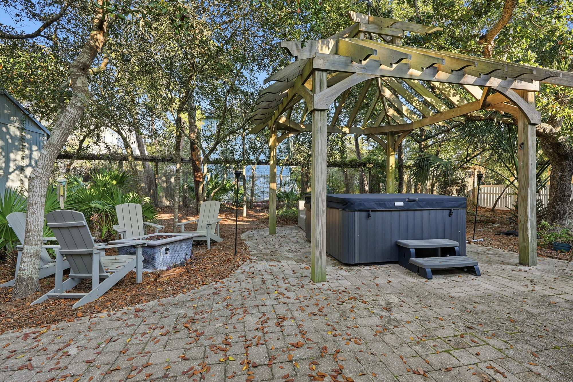 128 Seabreeze Boulevard