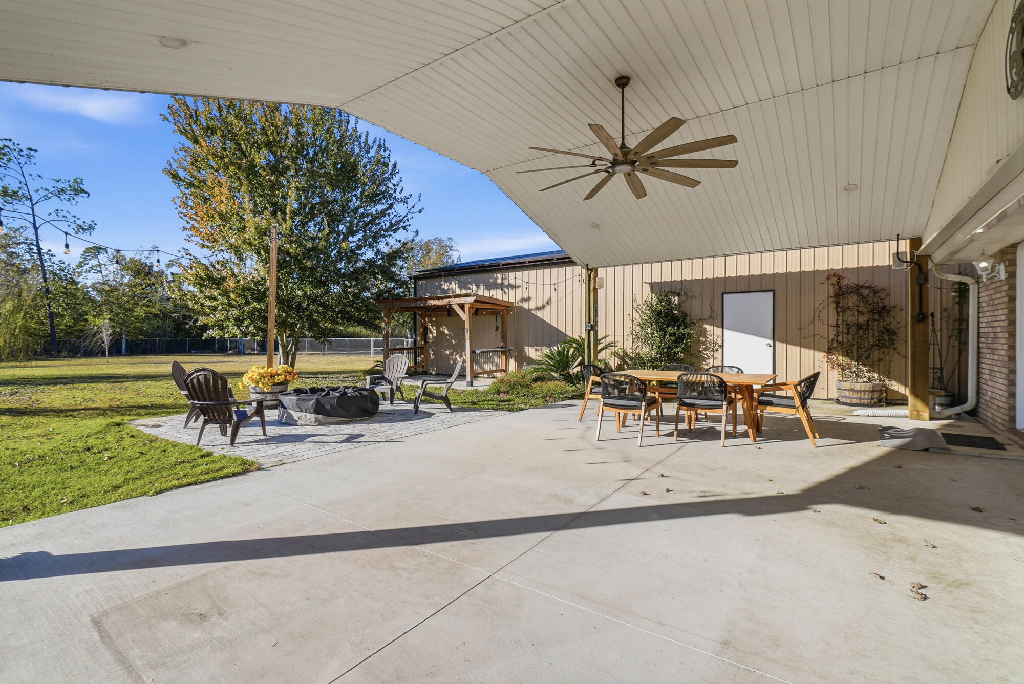 7525 Kingswood Road