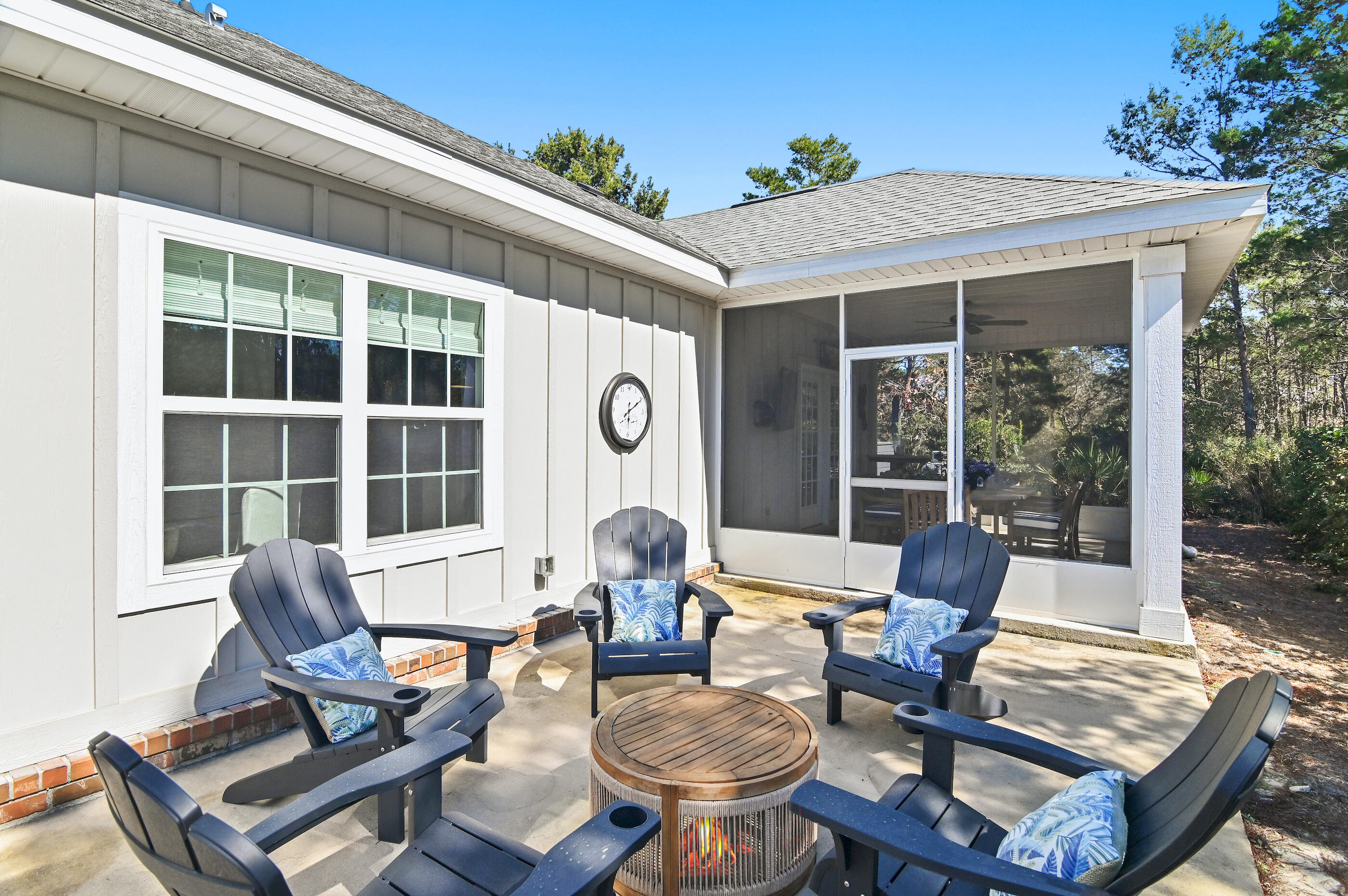 288 Robert Ellis Street