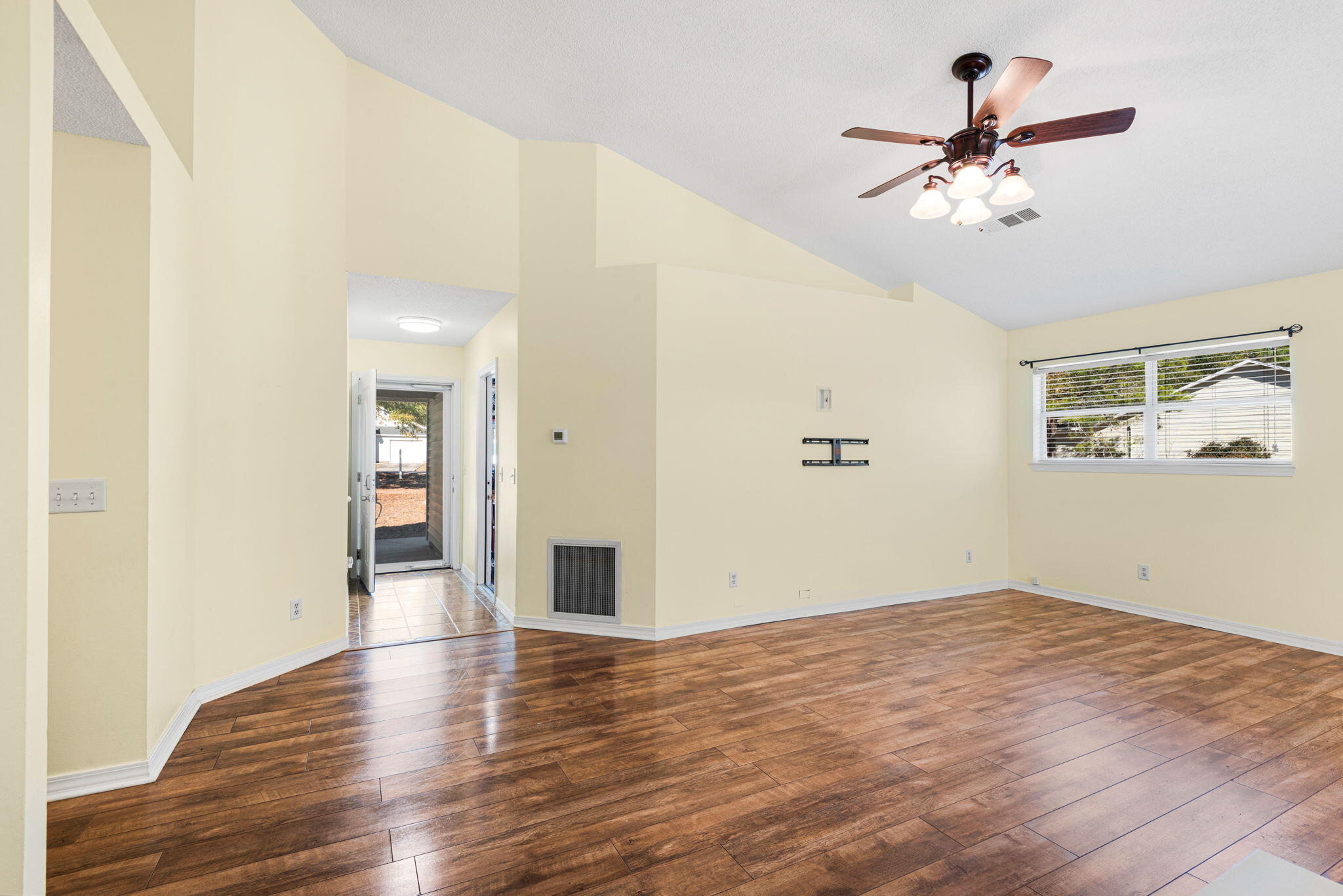 481 Timber Wind Drive, DeFuniak Springs