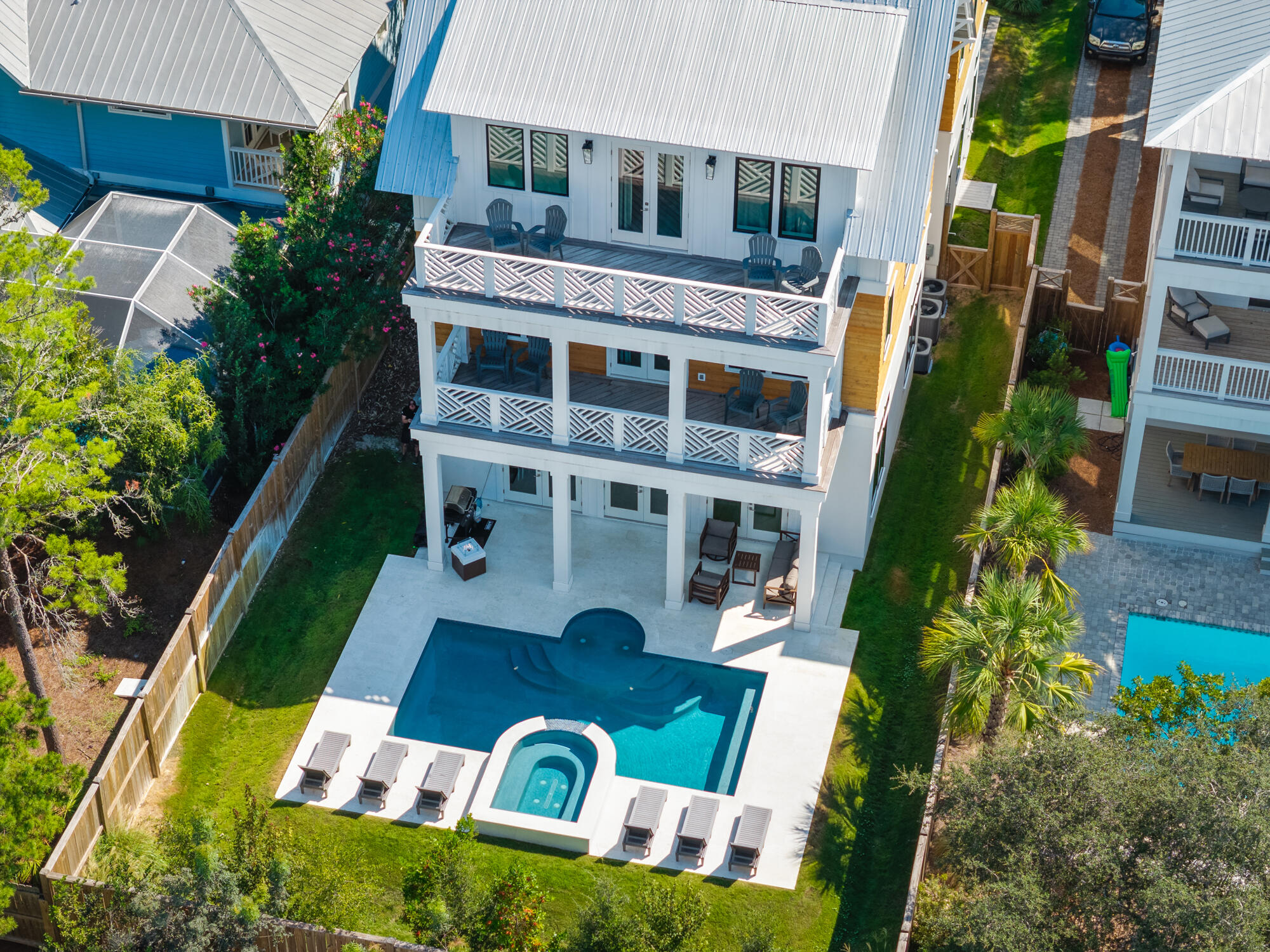 212 S Gulf Drive