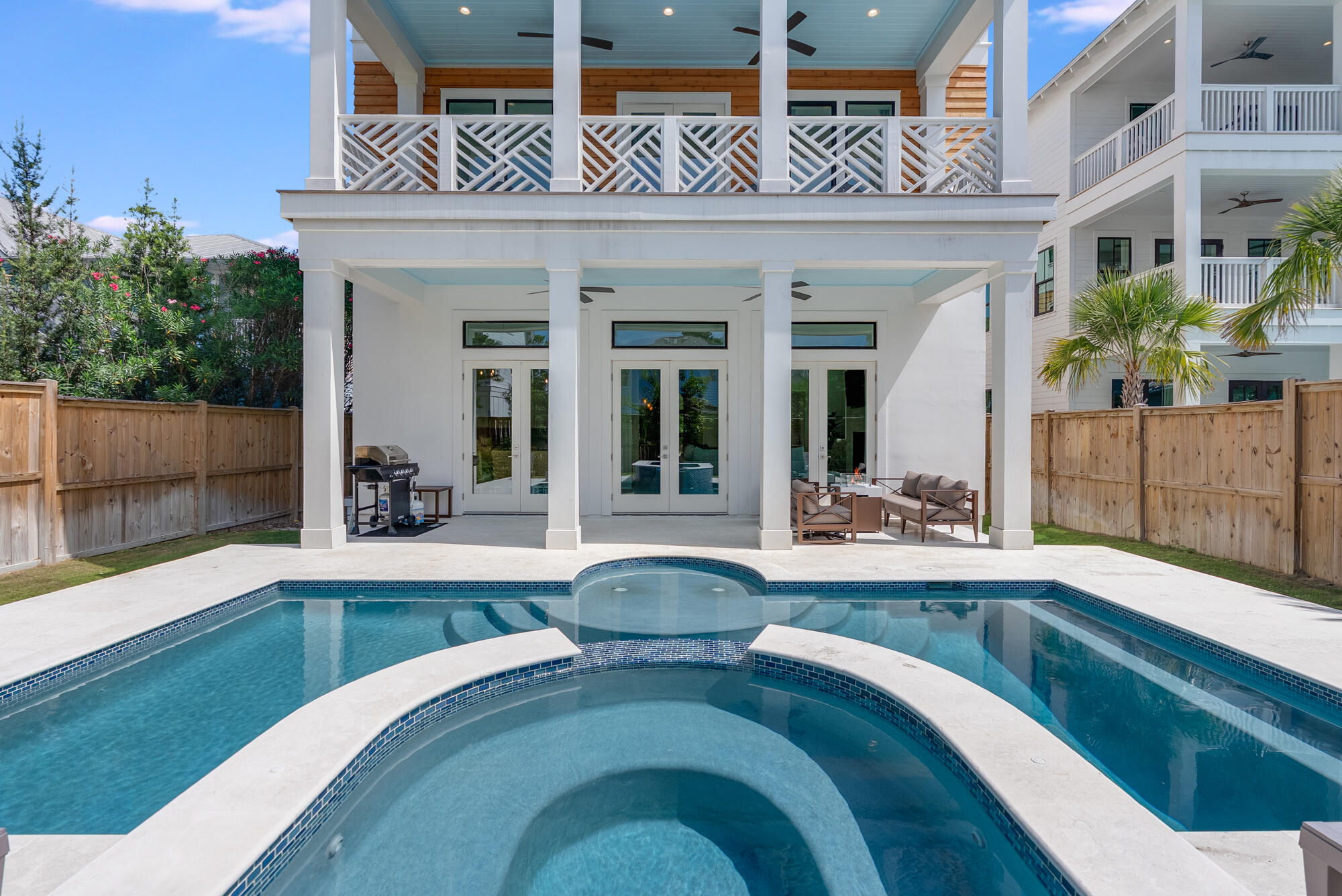 212 S Gulf Drive