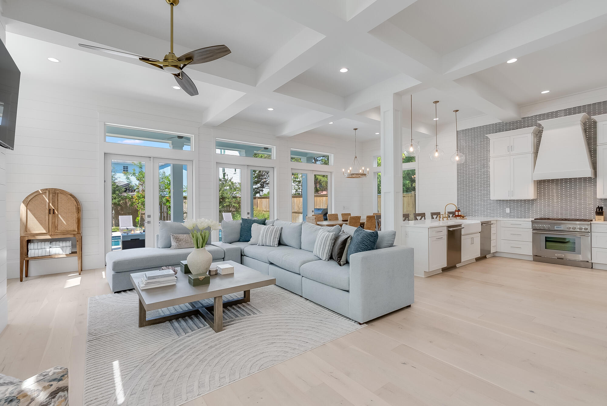 212 S Gulf Drive