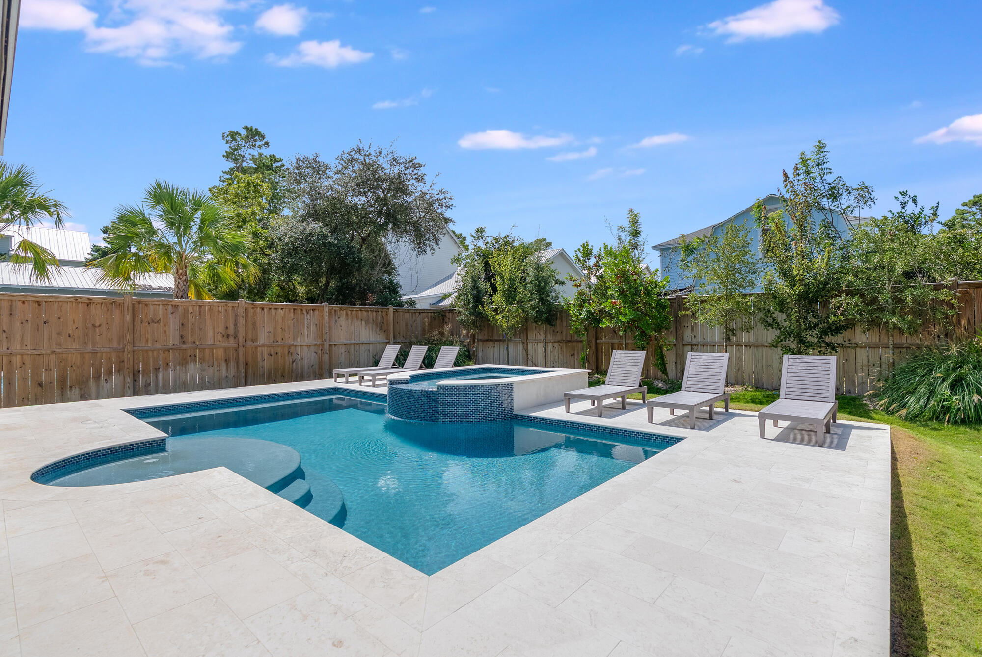 212 S Gulf Drive