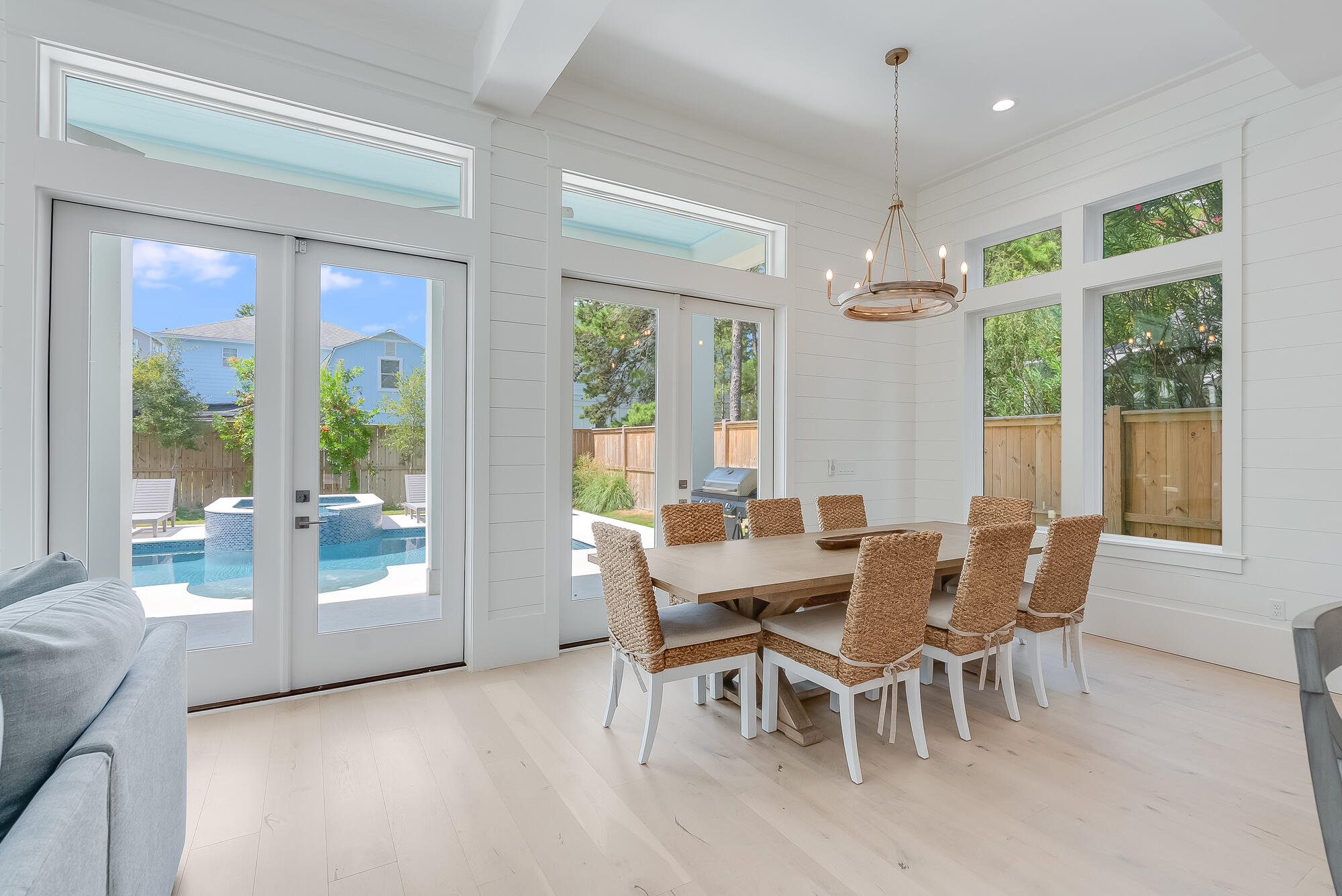 212 S Gulf Drive