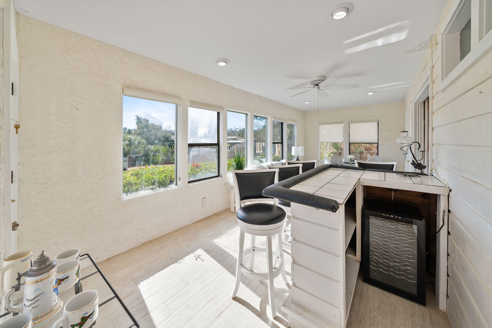 2661 Island View Drive