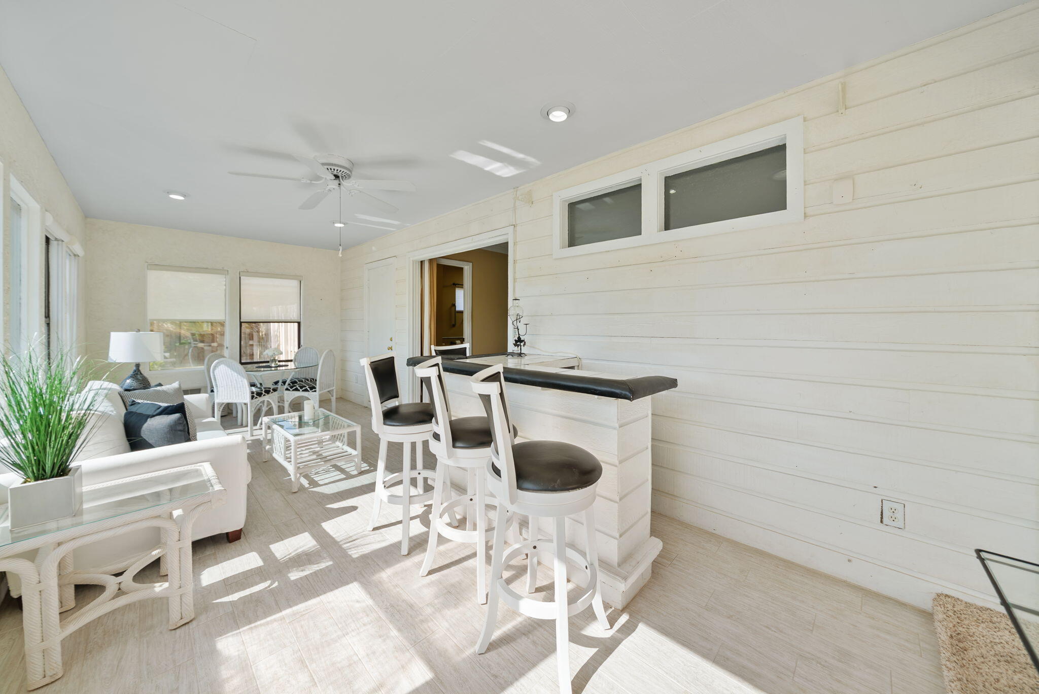 2661 Island View Drive