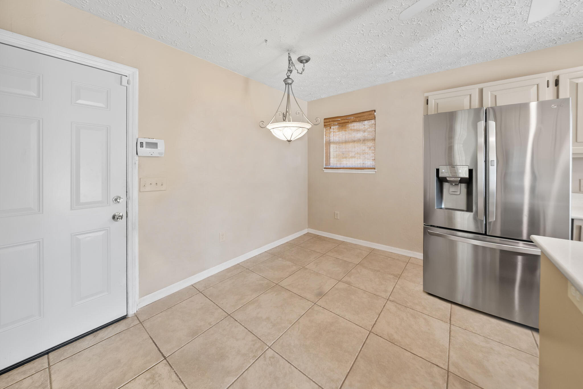 2661 Island View Drive