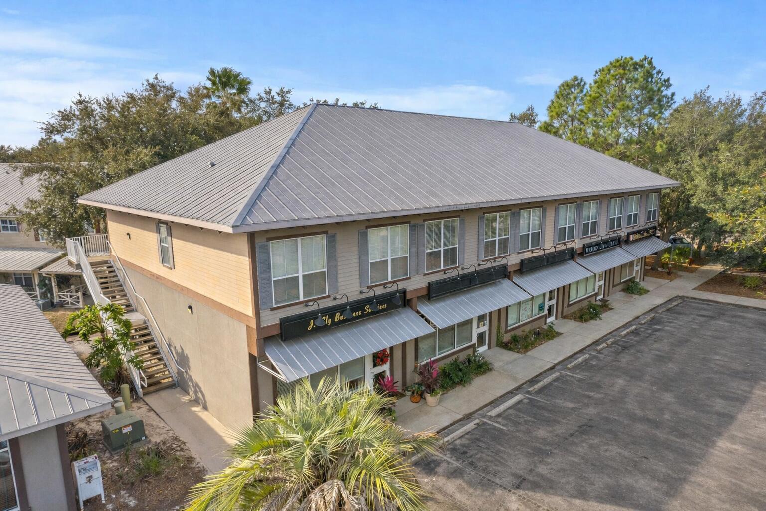 986 Airport Road