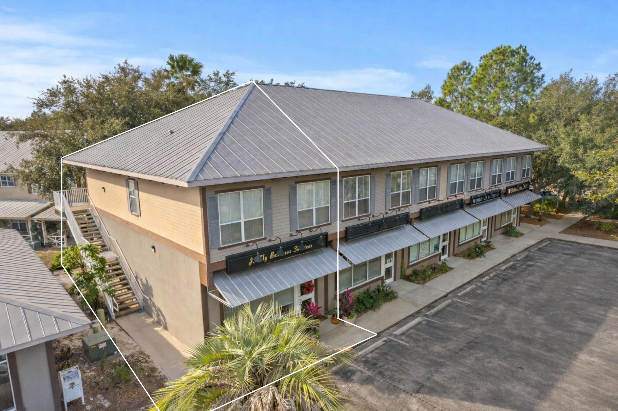 986 Airport Road