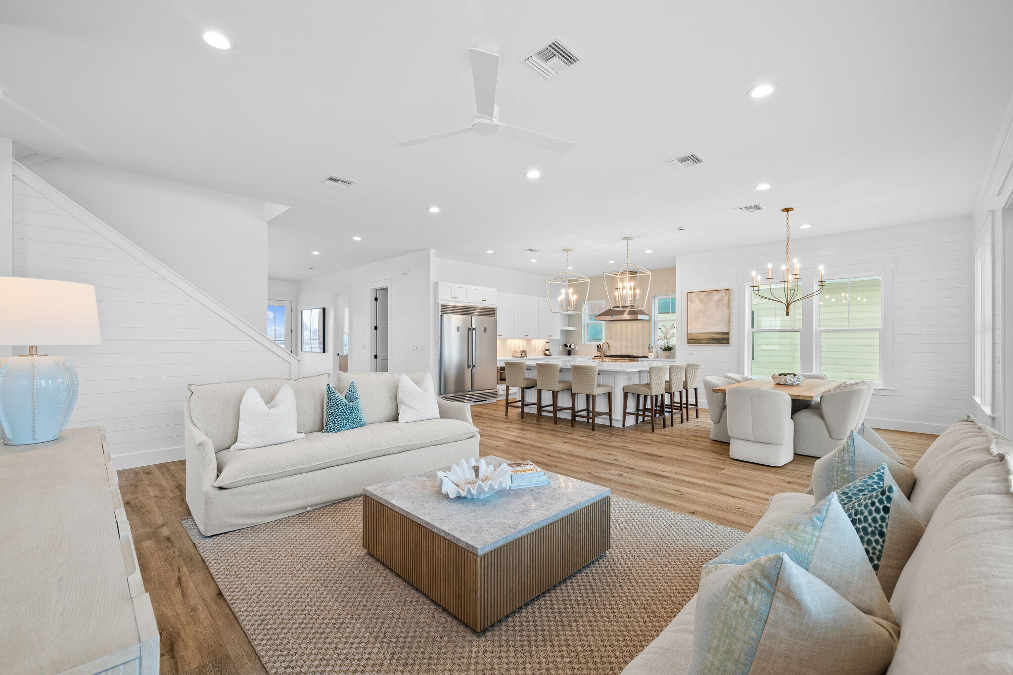 5948 Gulf Drive
