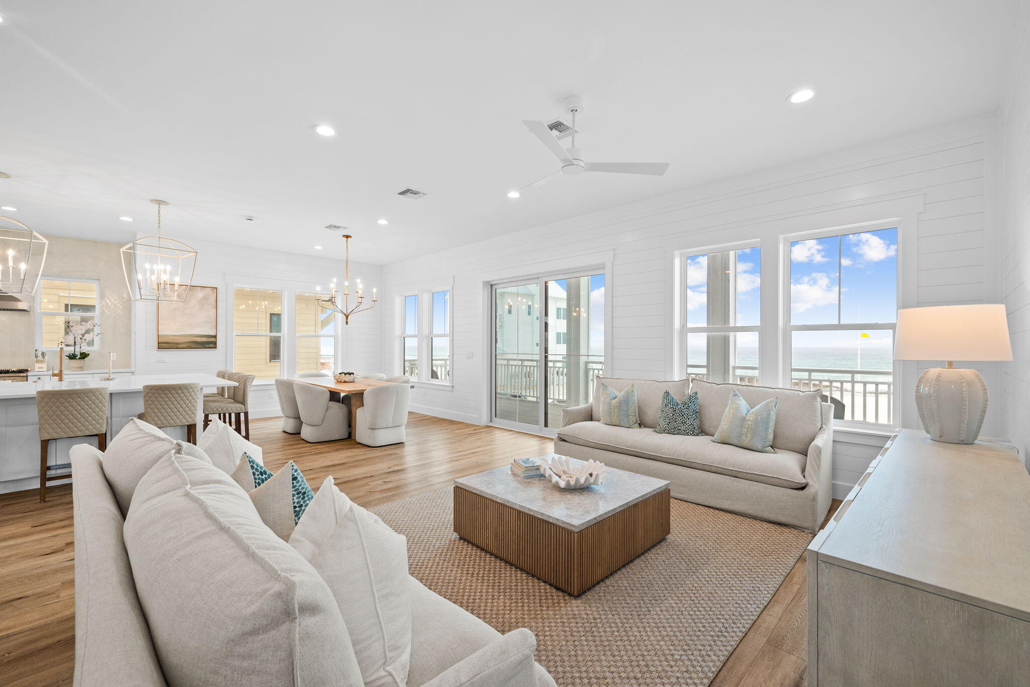5948 Gulf Drive