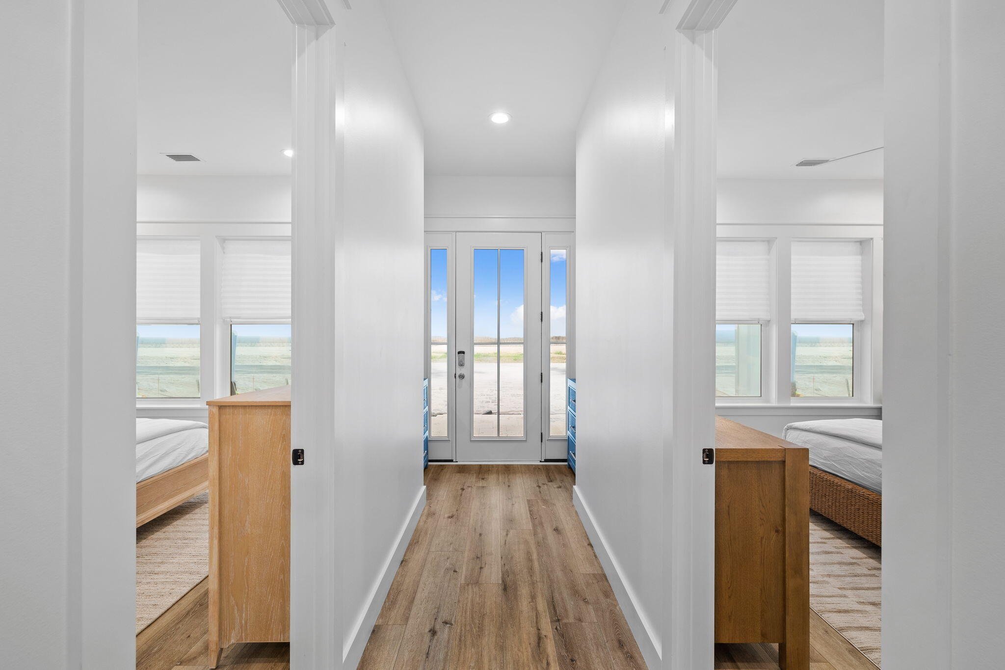 5948 Gulf Drive