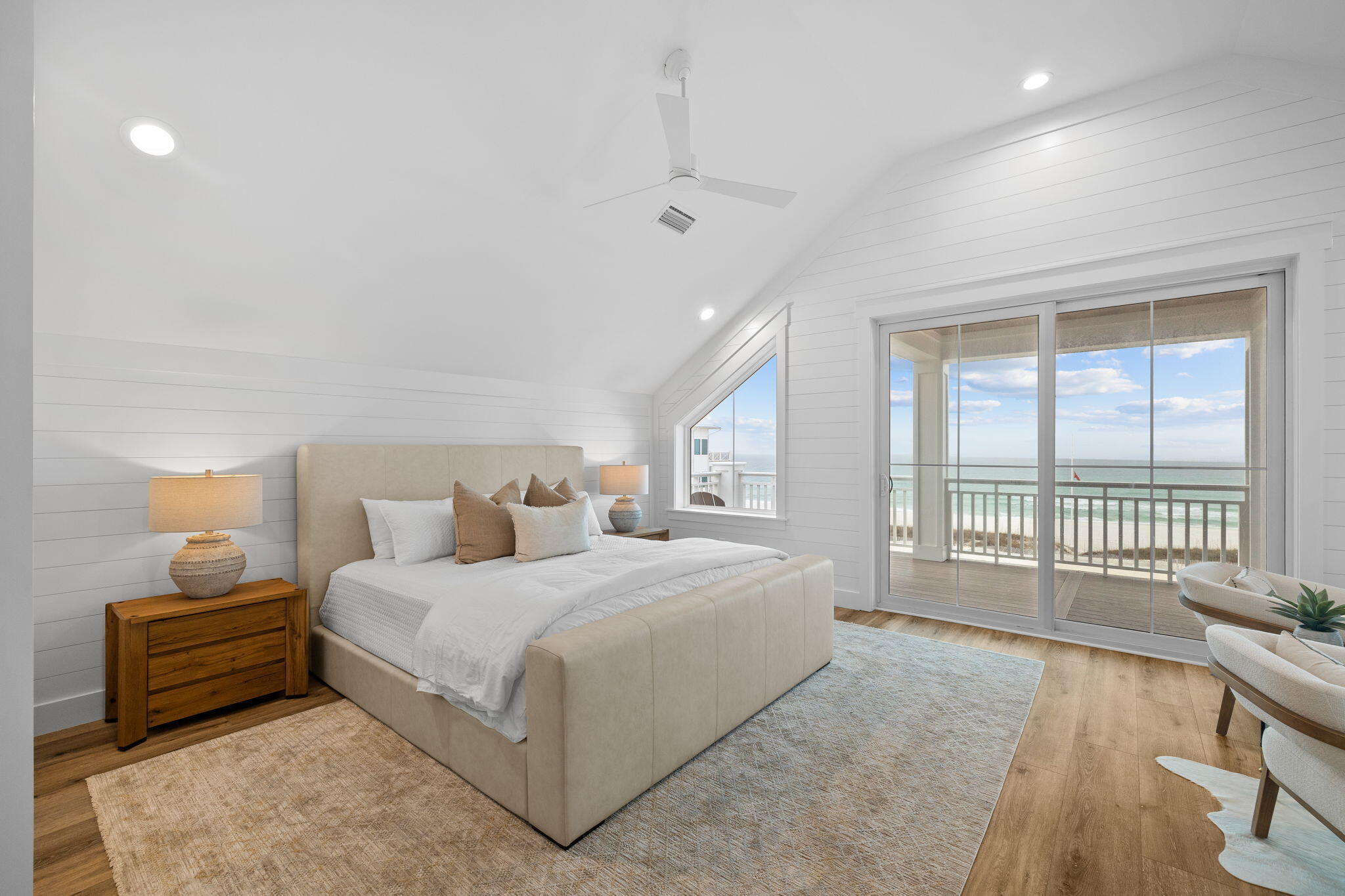 5948 Gulf Drive