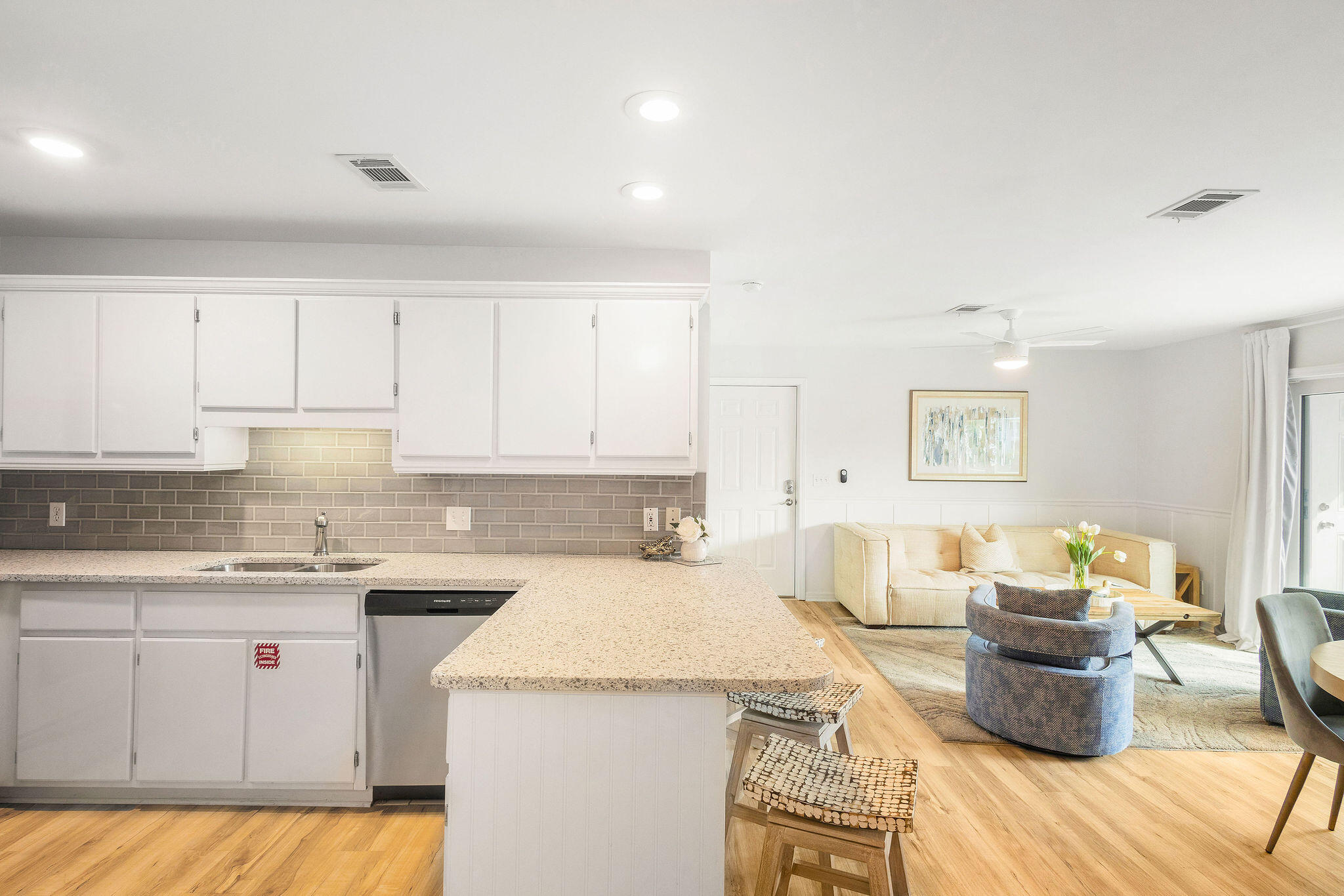 11 Beachside Drive 922