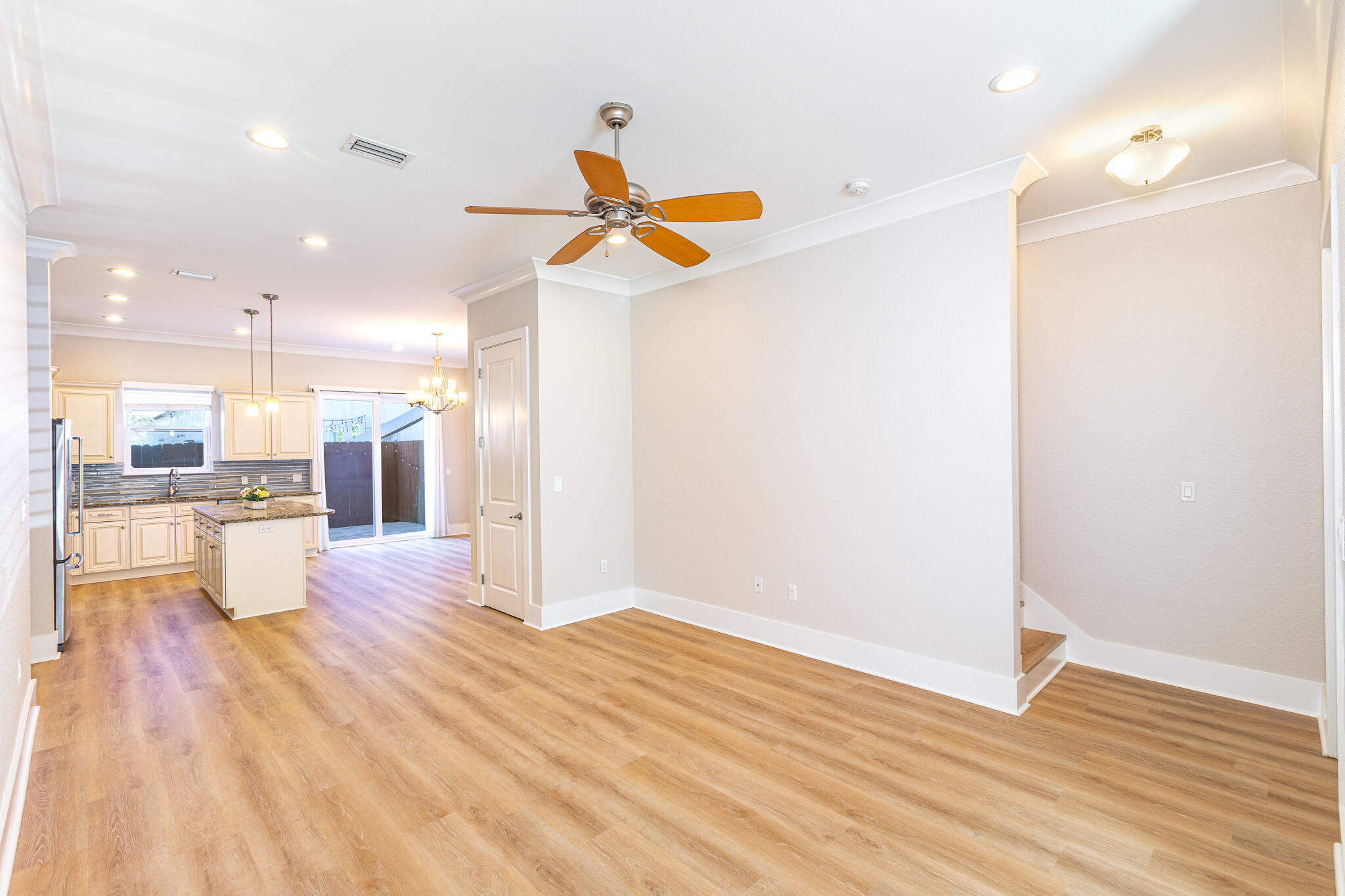 995 Airport Road 54