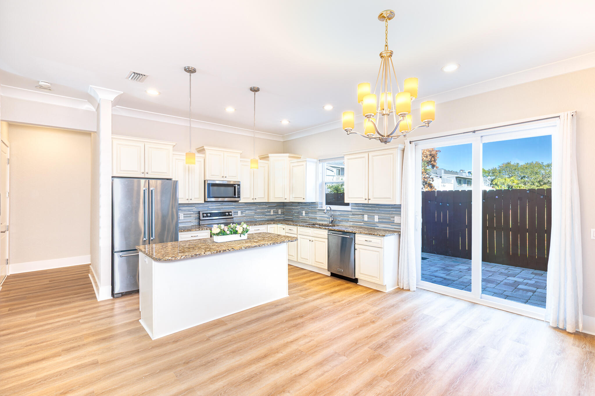 995 Airport Road 54