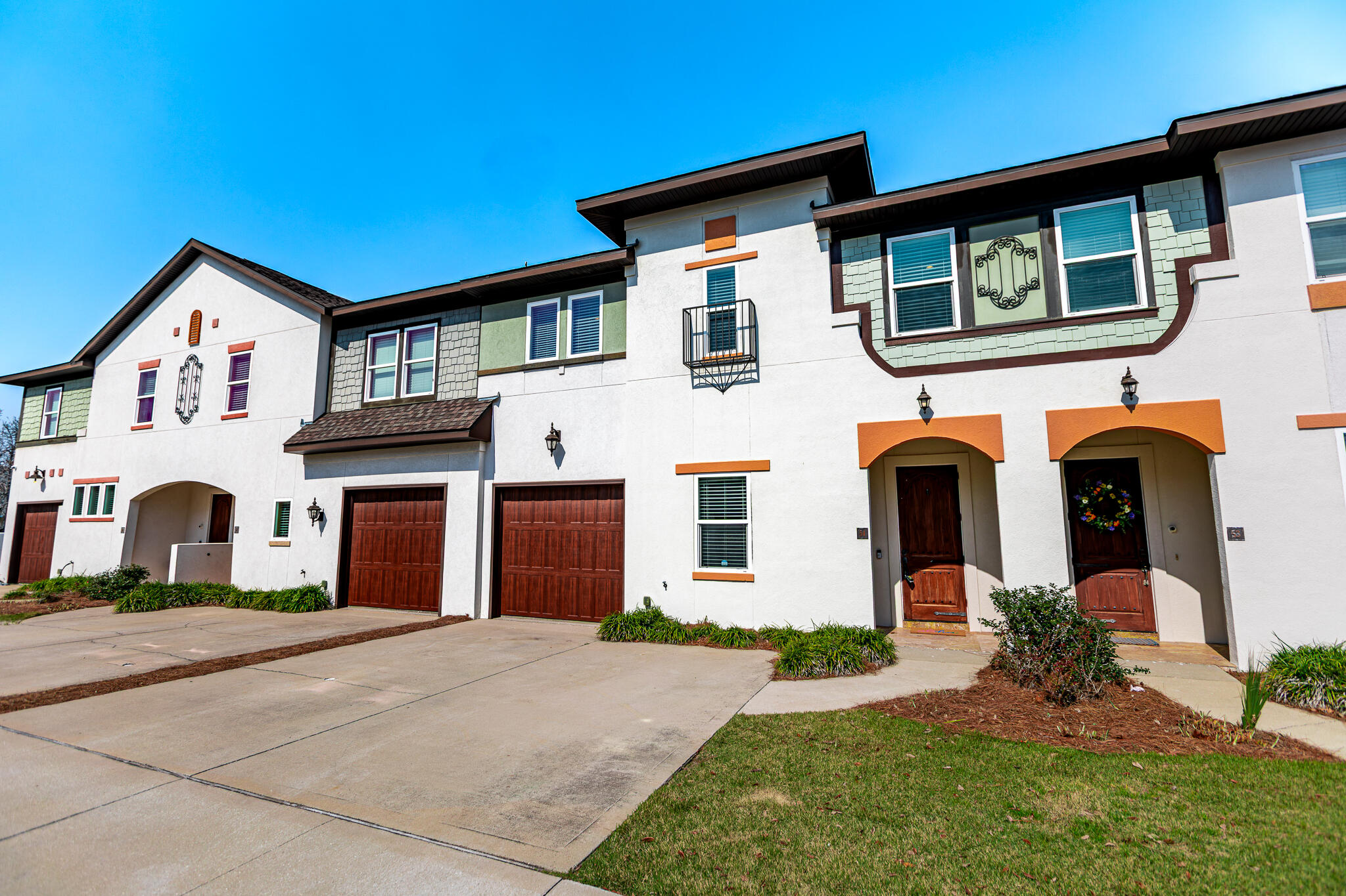 995 Airport Road 54