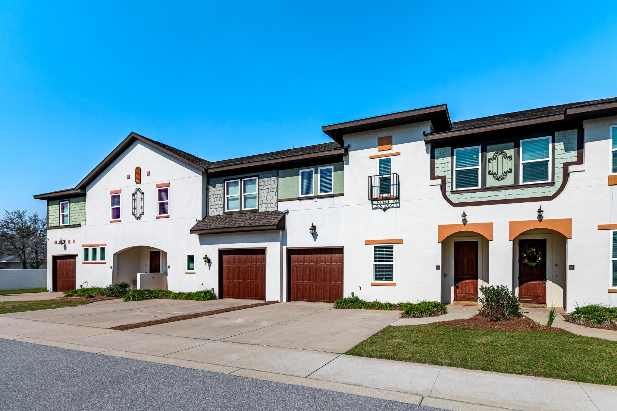 995 Airport Road 54