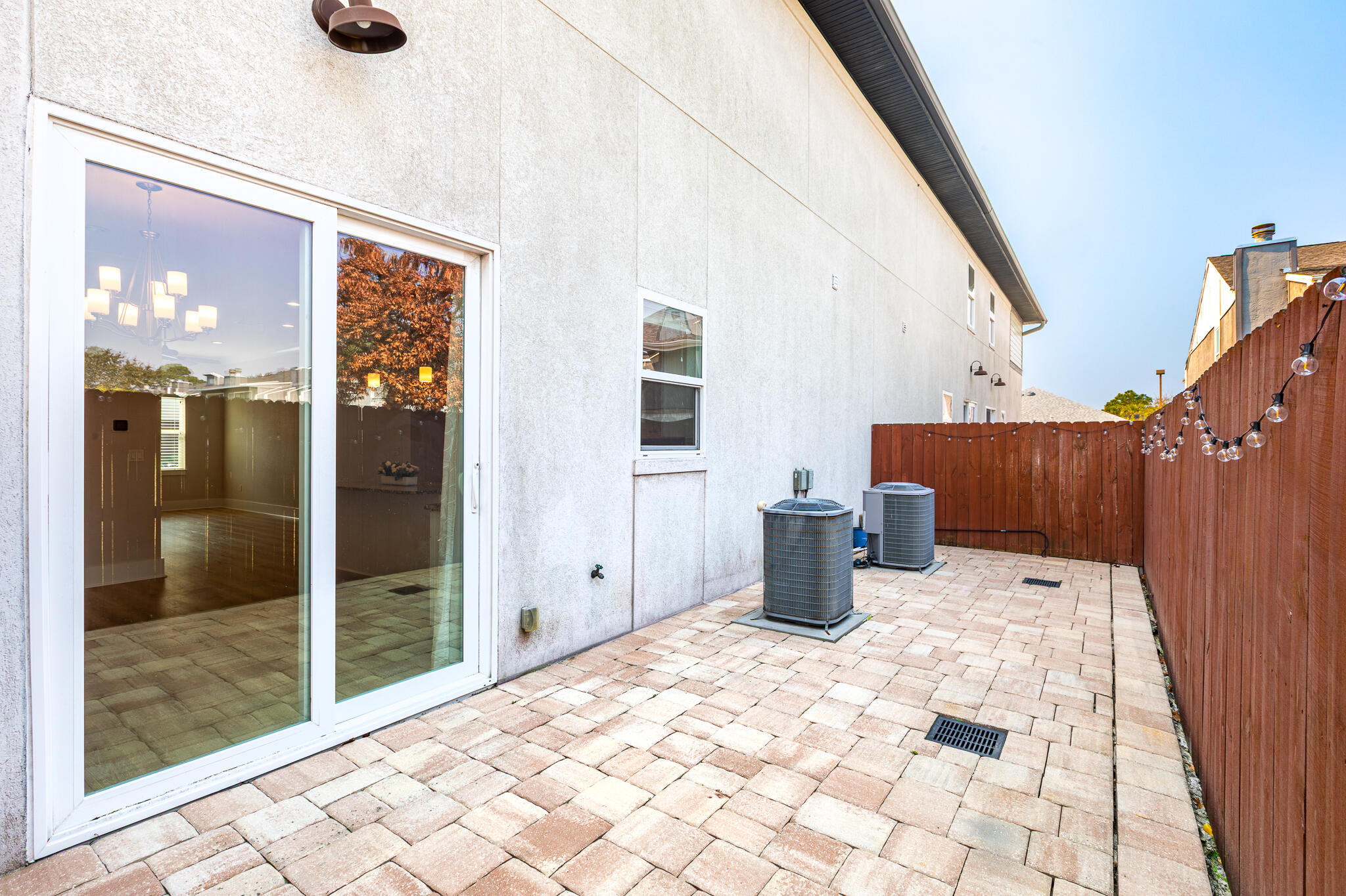 995 Airport Road 54