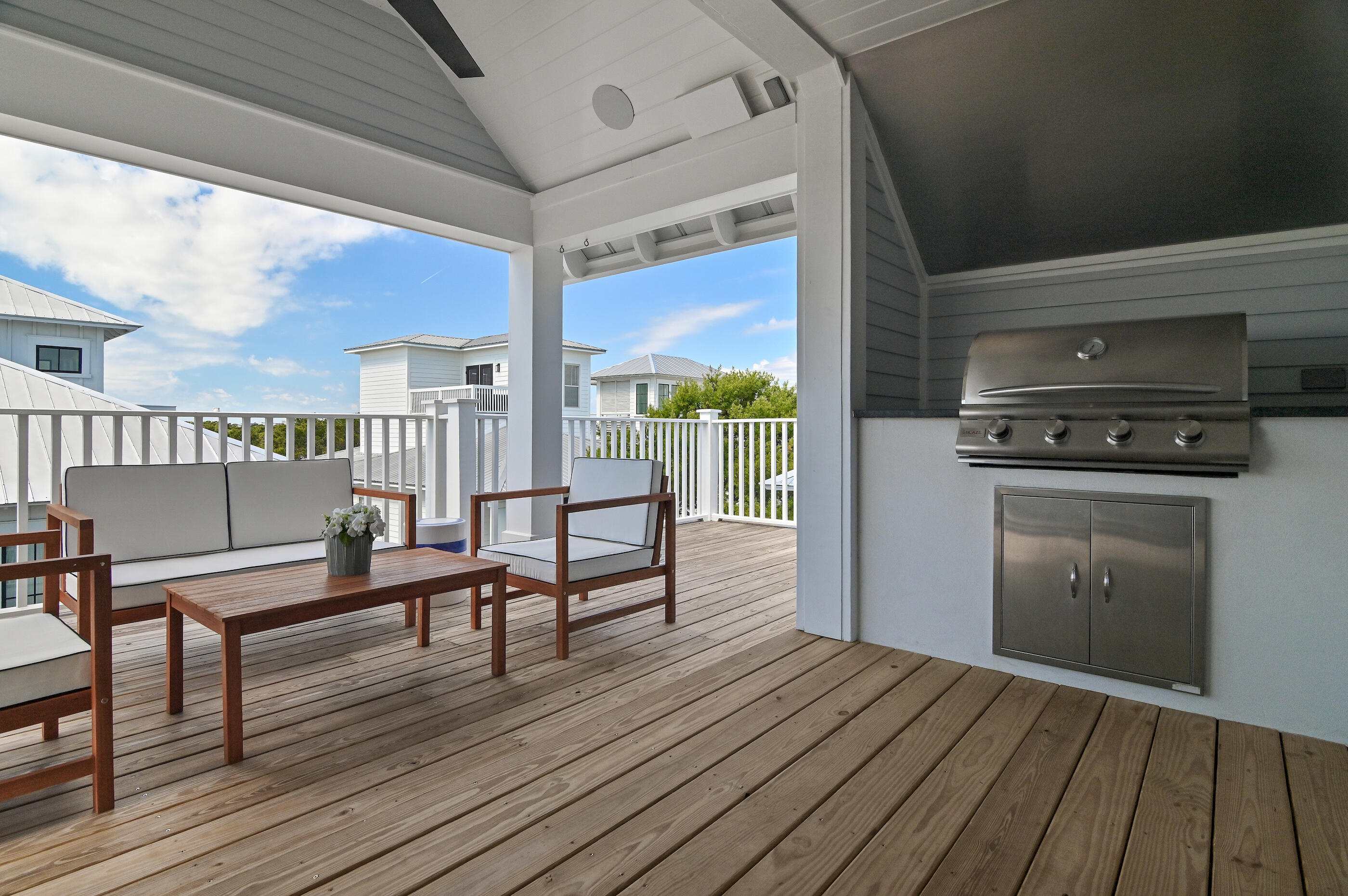 63 Grande Pointe Drive