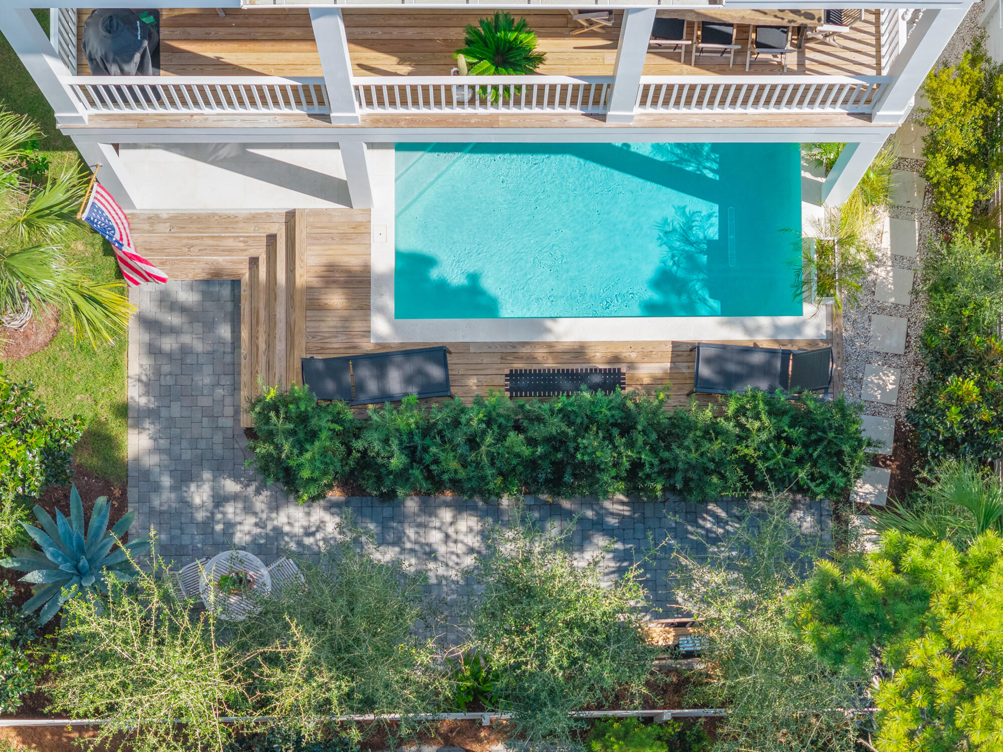 63 Grande Pointe Drive