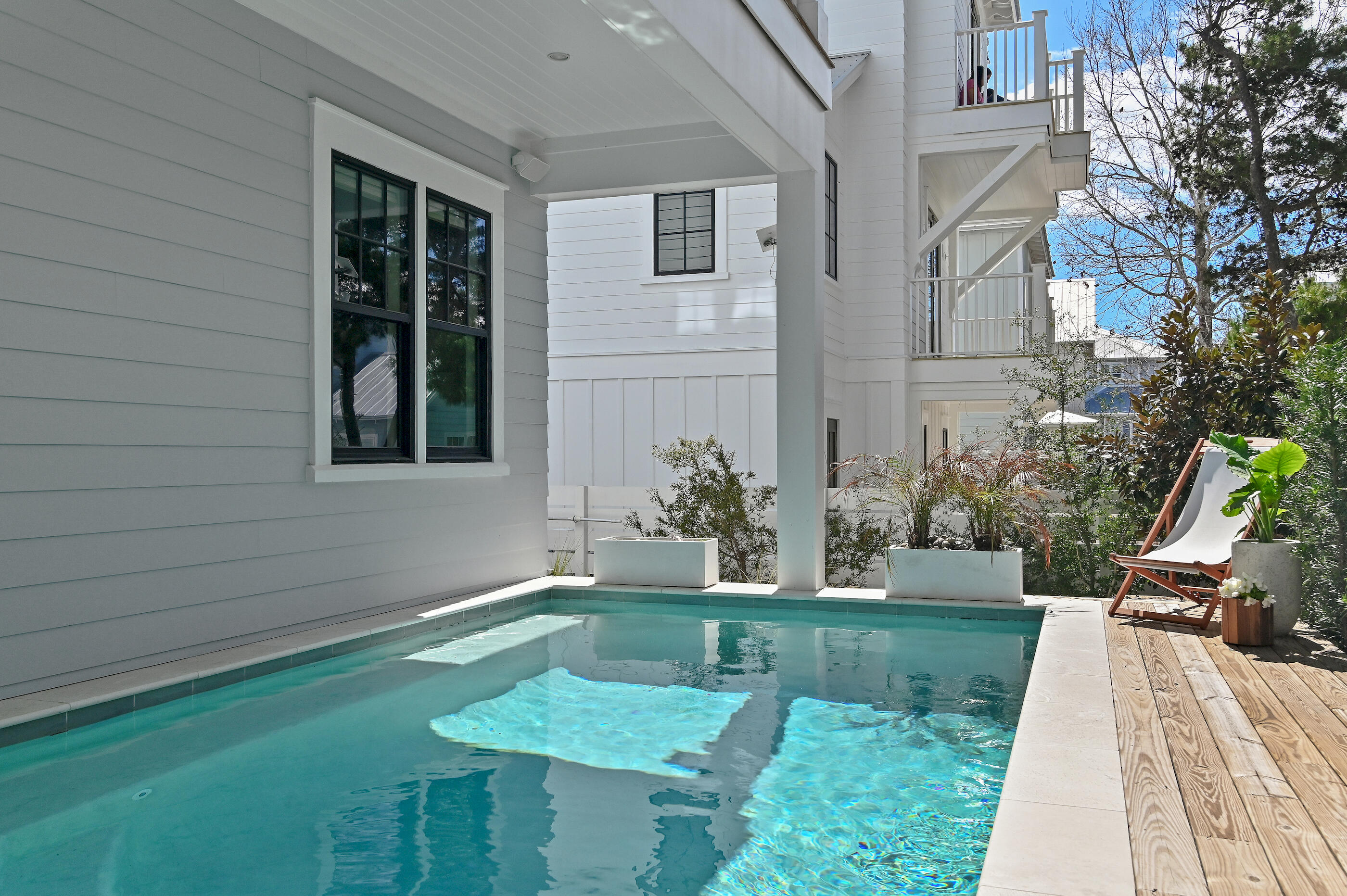 63 Grande Pointe Drive