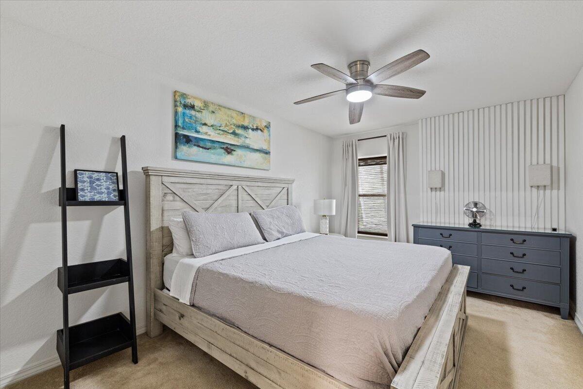 4639 Paradise Isle