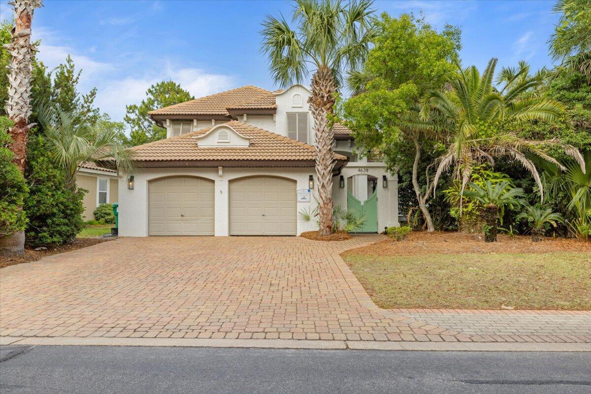 4639 Paradise Isle