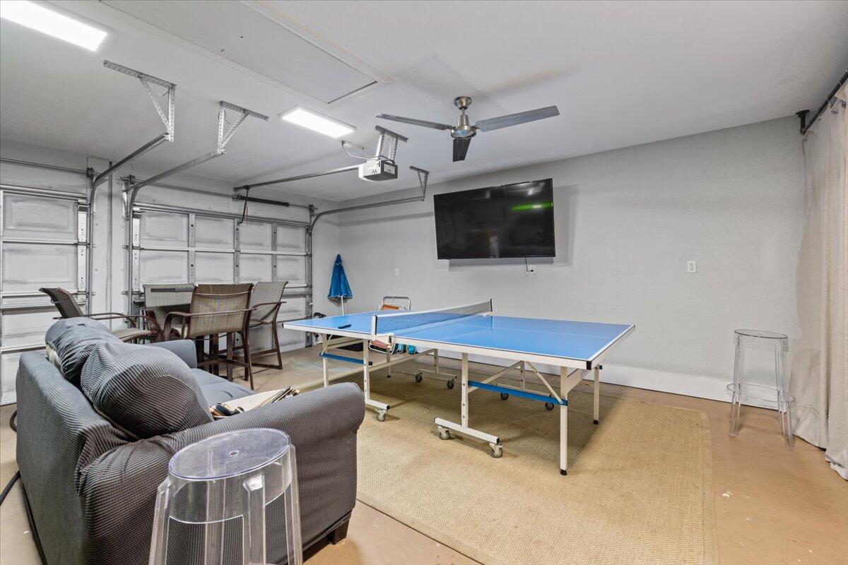 4639 Paradise Isle