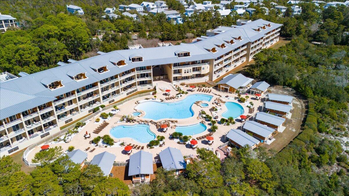 1653 W County Highway 30A UNIT 1117