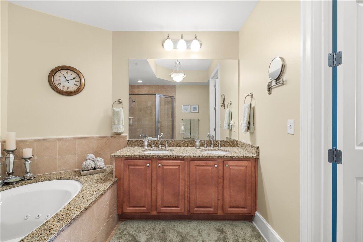 1653 W County Highway 30A UNIT 1117