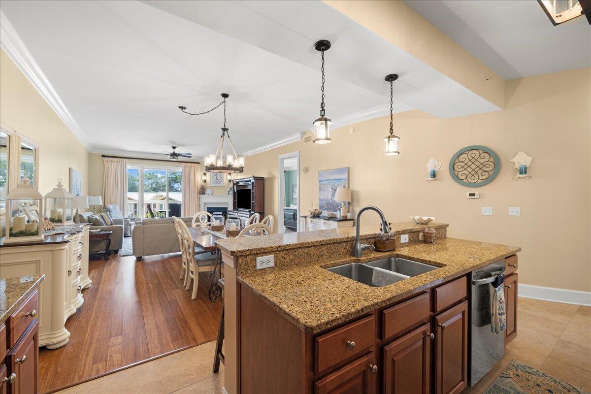 1653 W County Highway 30A UNIT 1117