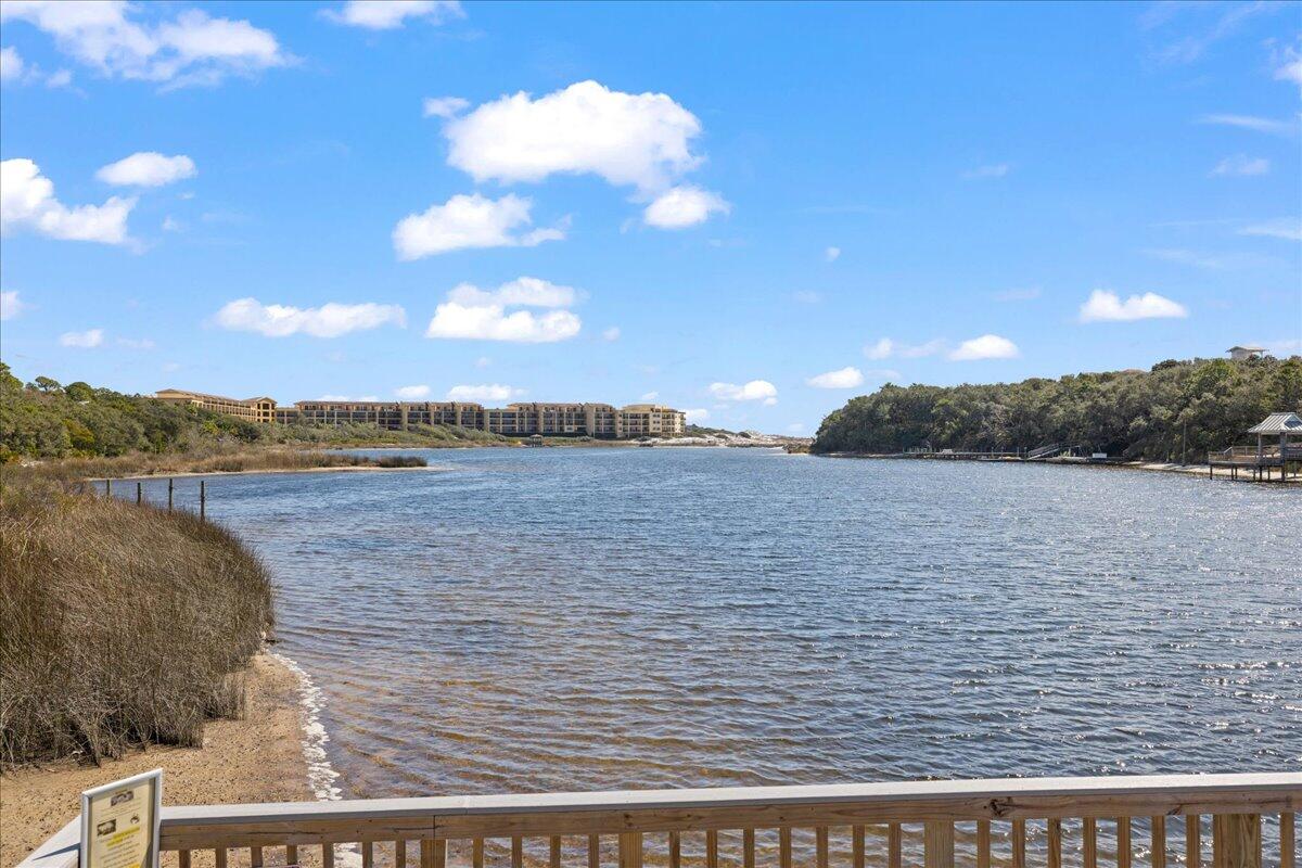 1653 W County Highway 30A UNIT 1117