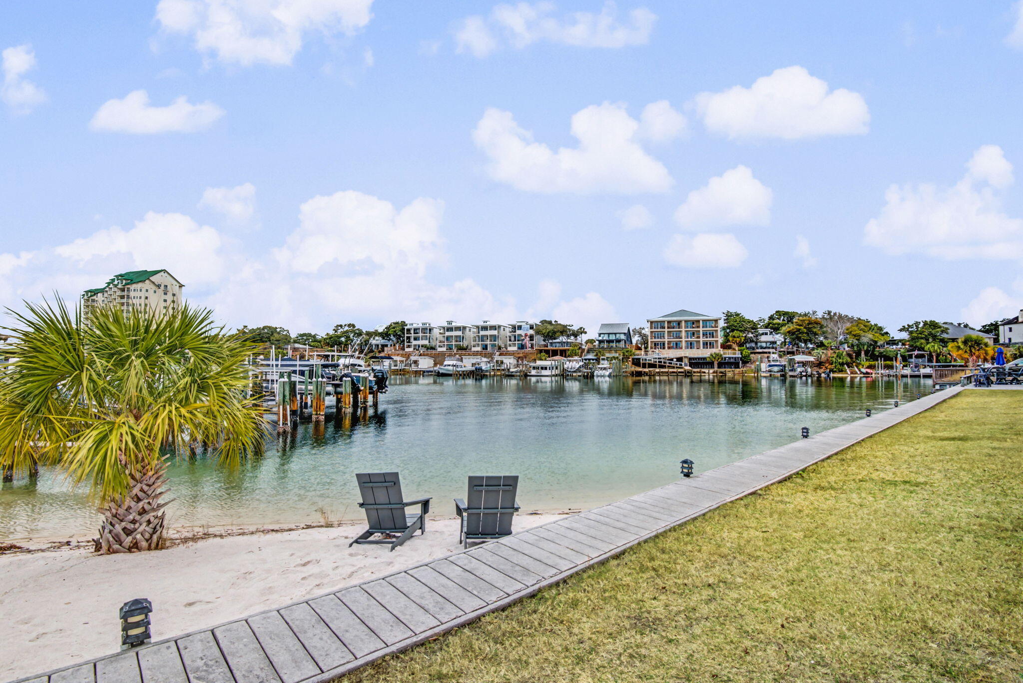 30 Moreno Point Road 306B