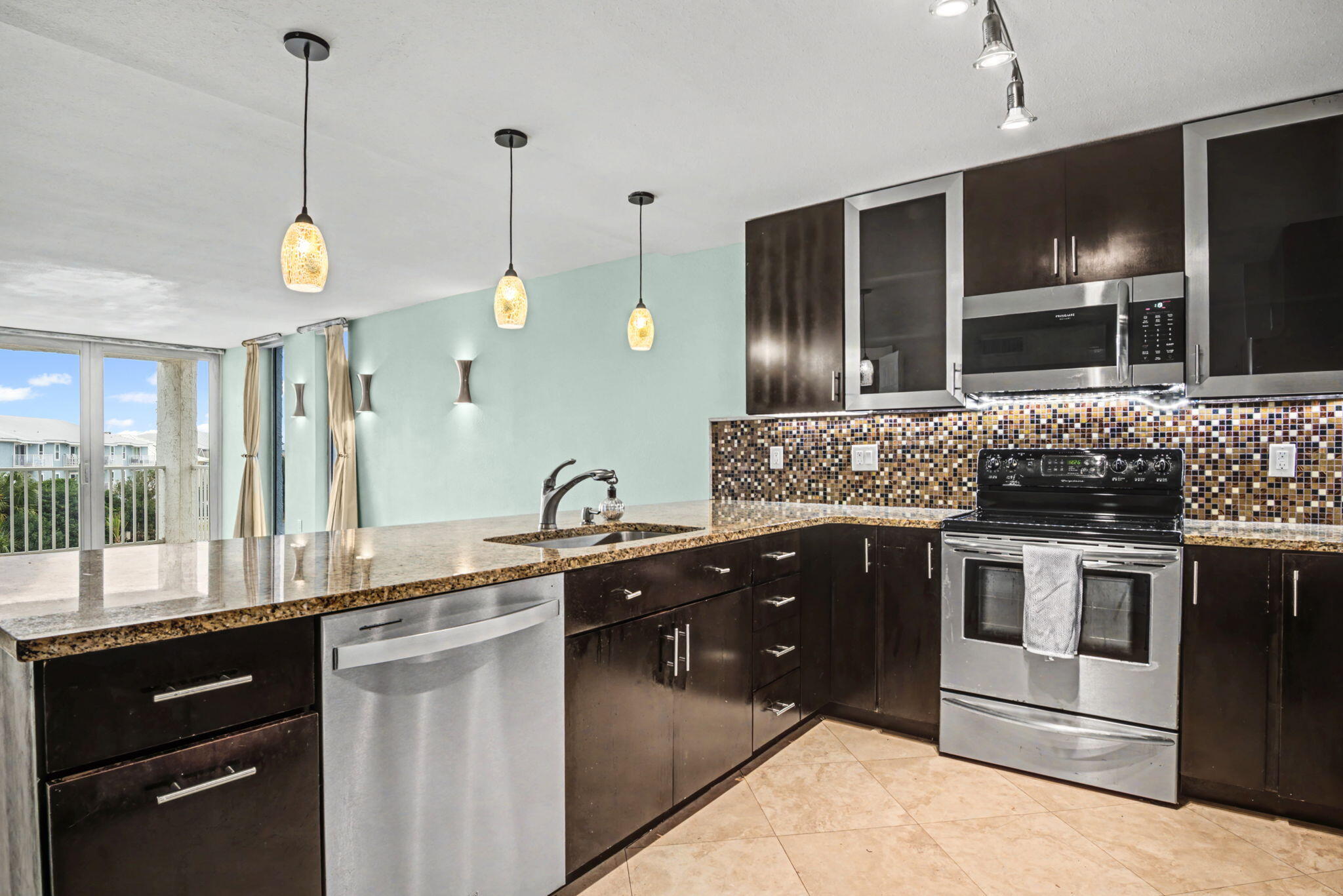 30 Moreno Point Road 306B