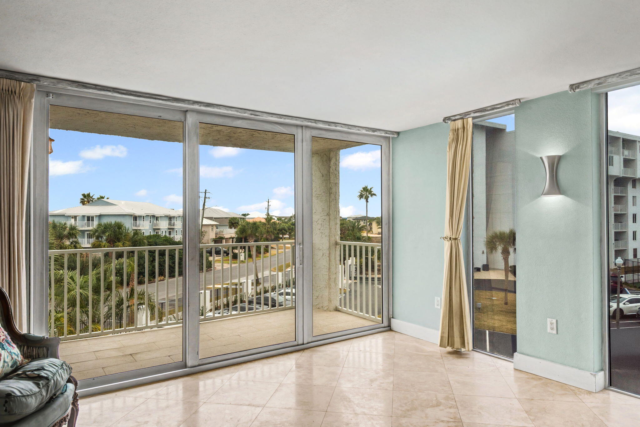 30 Moreno Point Road 306B