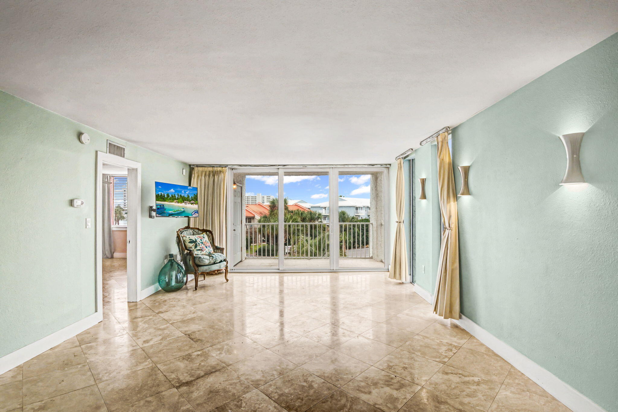 30 Moreno Point Road 306B